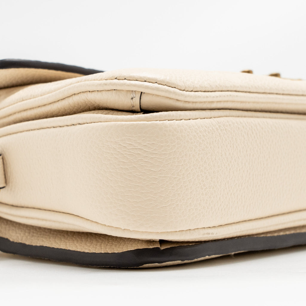 lv-white
