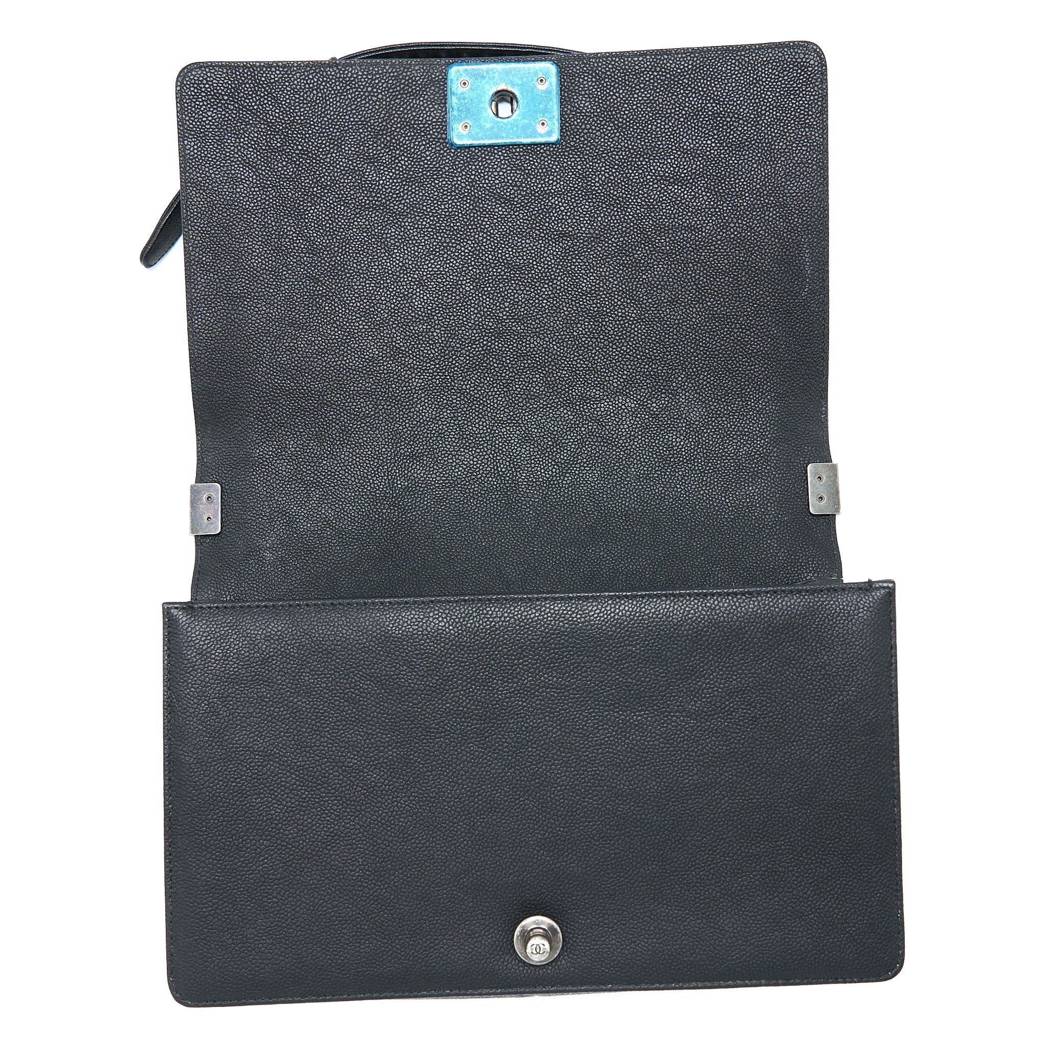 chanel-new-medium-28cm-boy-bag-caviar-black-ruthenium-shw