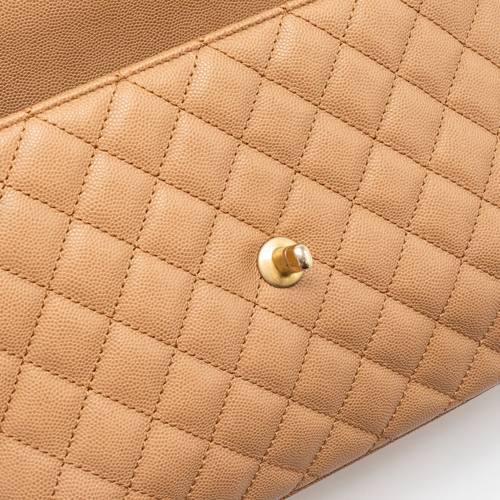 chanel-medium-coco-handle-with-lizard-handle-caviar-dark-beige-ghw