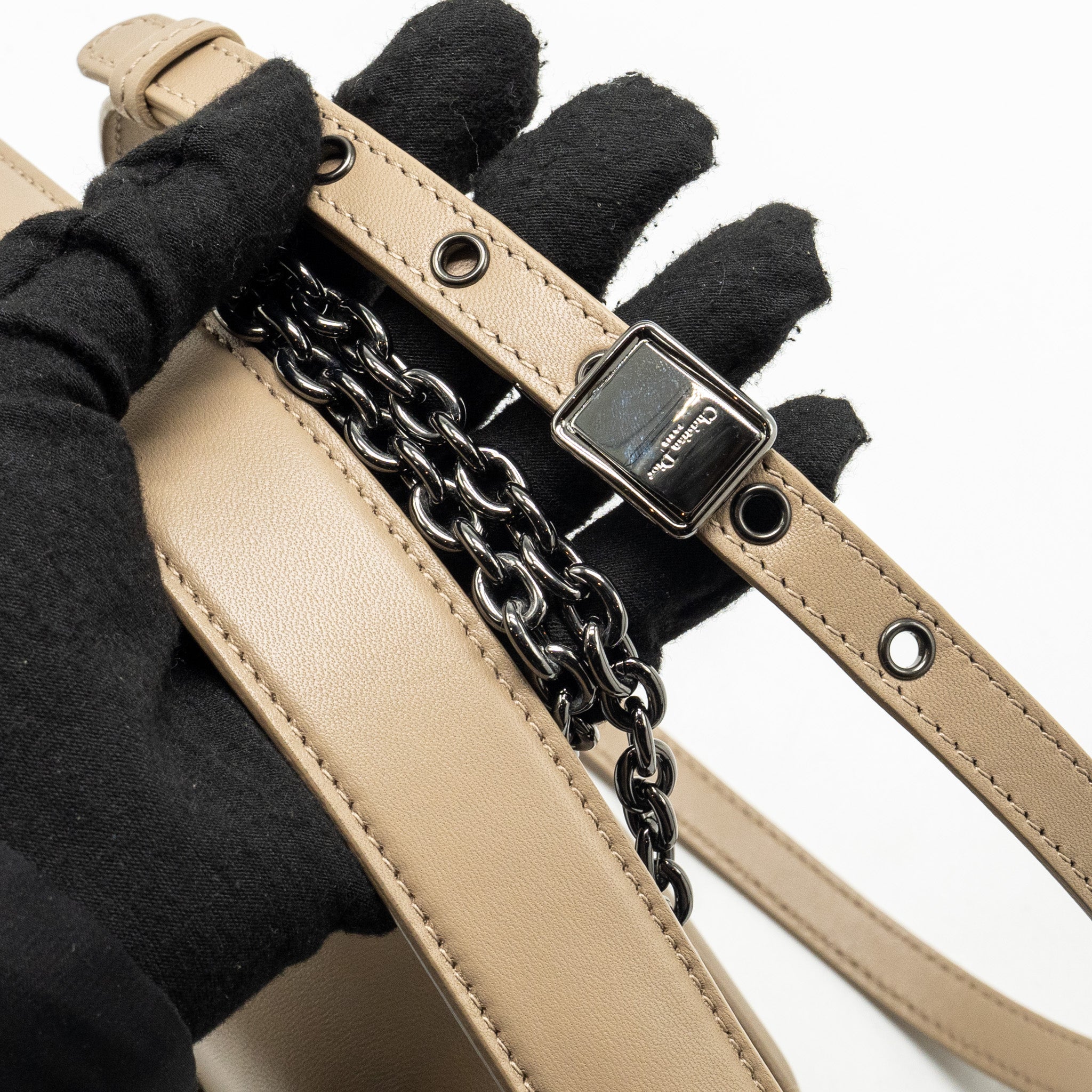 dior-30-montaigne-pouch-with-shoulder-strap-lambskin-beige-black-hardware-copy