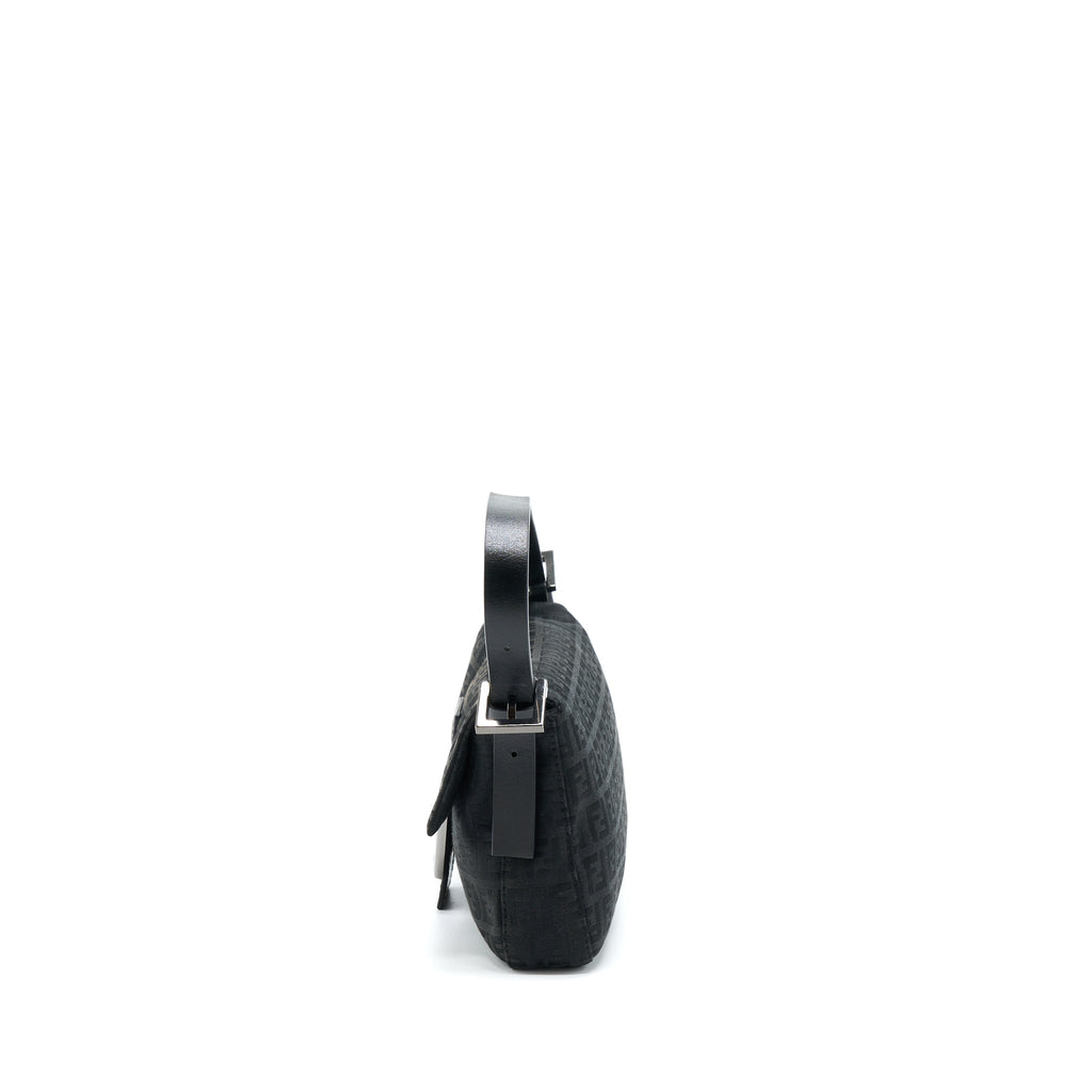 fendi-zucca-baguette-canvas-black-with-black-hardware