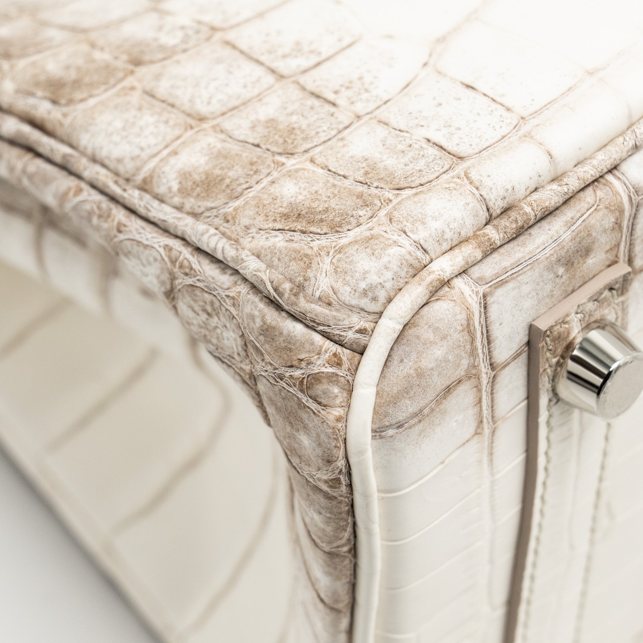 hermes-birkin-25-crocodile-niloticus-himalaya-blanc-shw-stamp-b