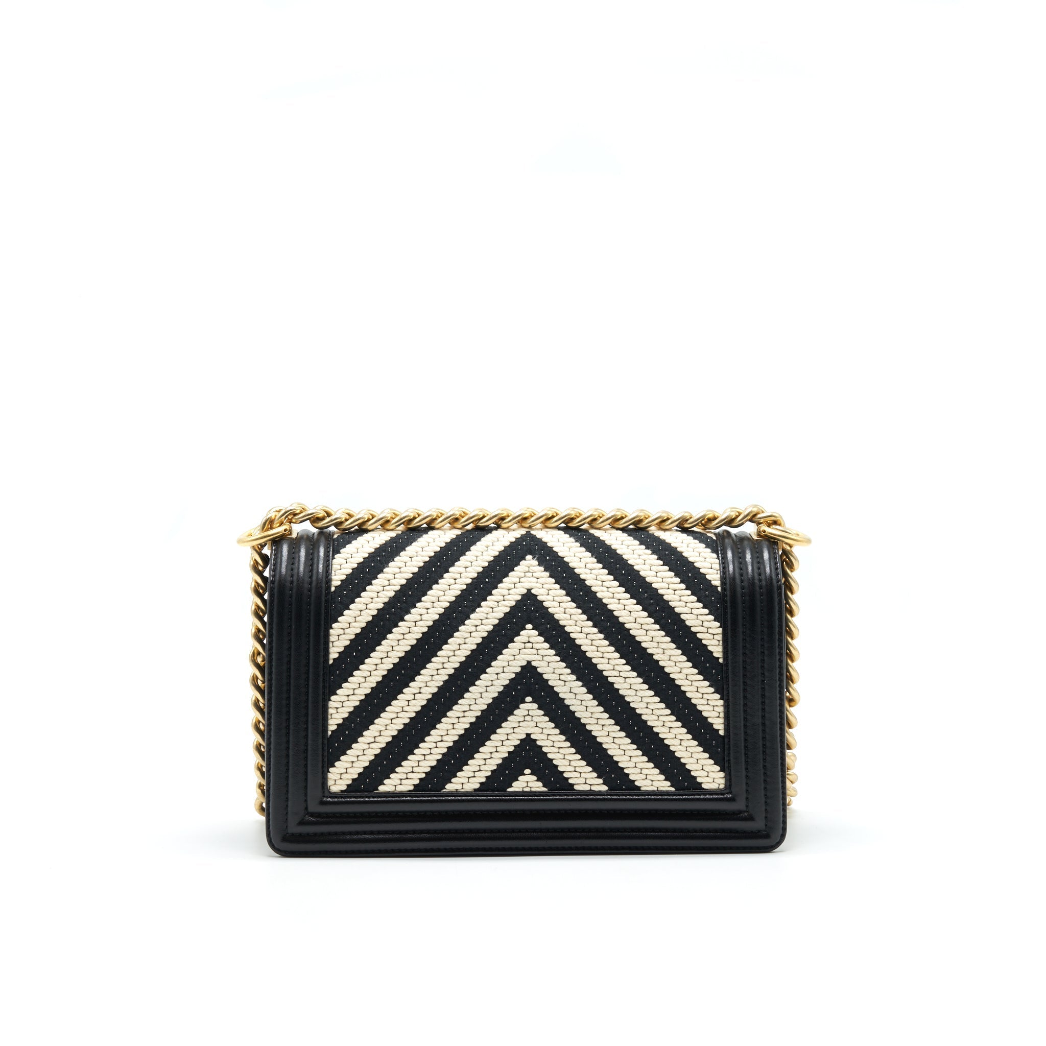 chanel-tweed-medium-le-boy-chevron-black-and-white-ghw