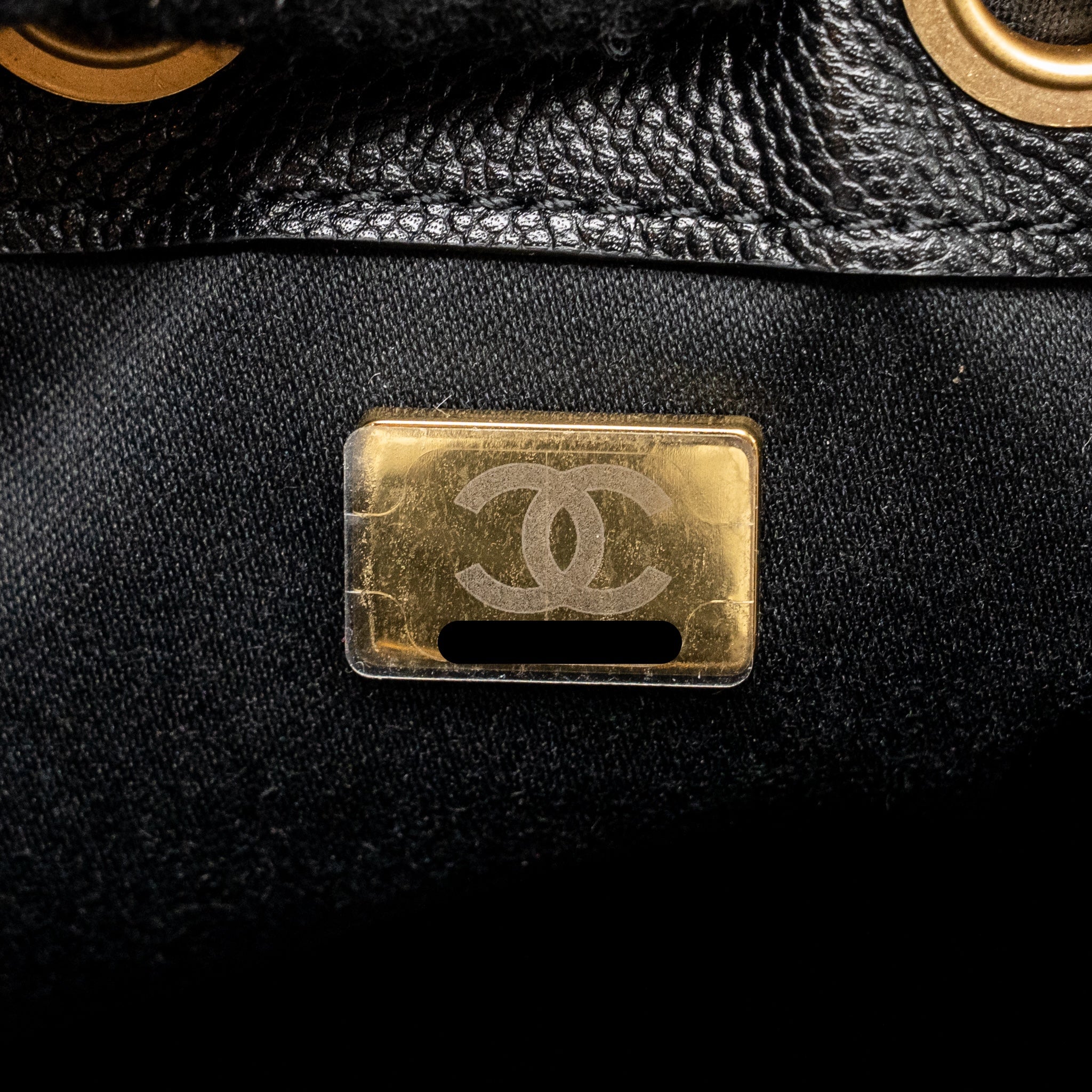chanel-mini-25-bag-caviar-bag-ghw-microchip