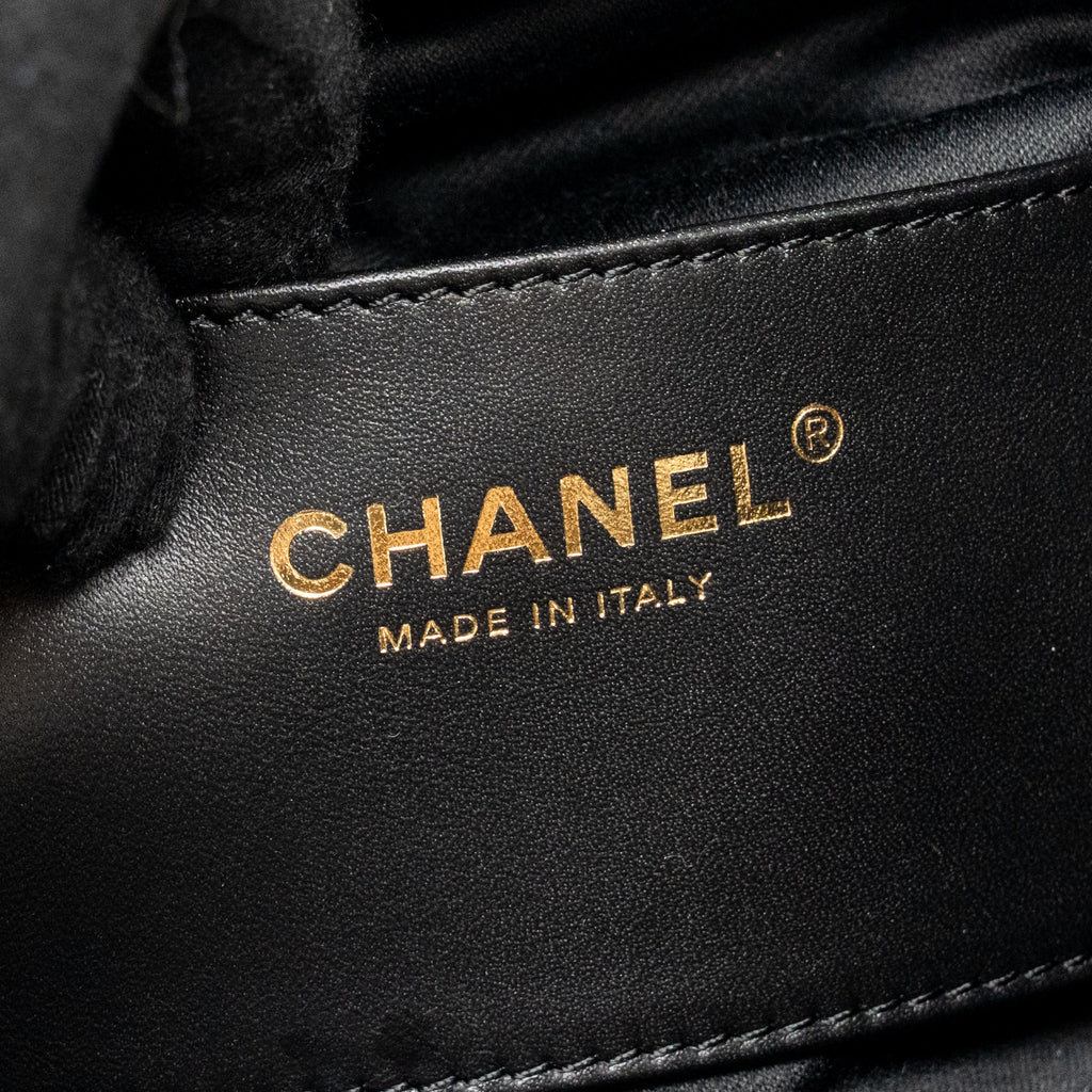 chanel-mini-25-bag-caviar-bag-ghw-microchip
