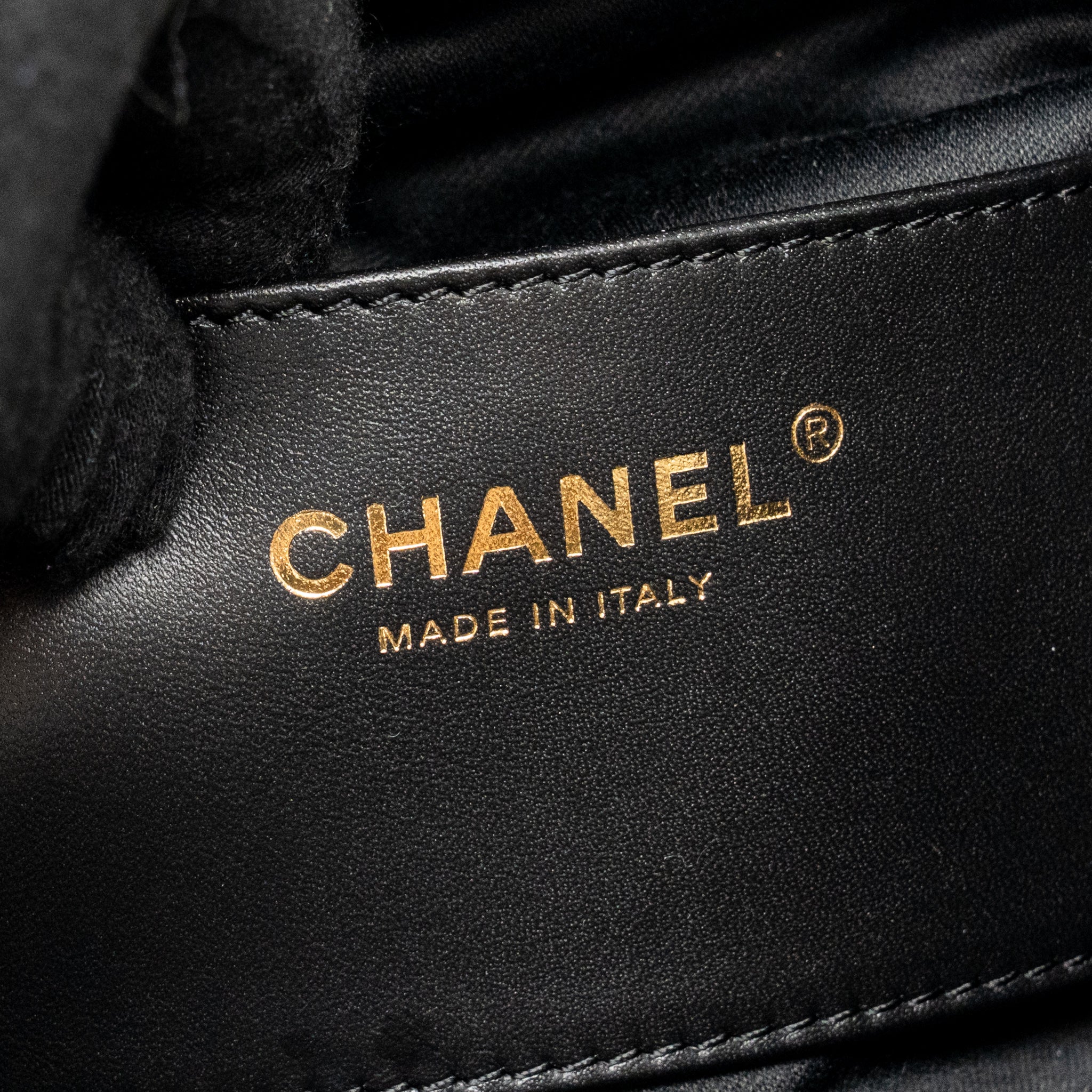 chanel-mini-25-bag-caviar-bag-ghw-microchip