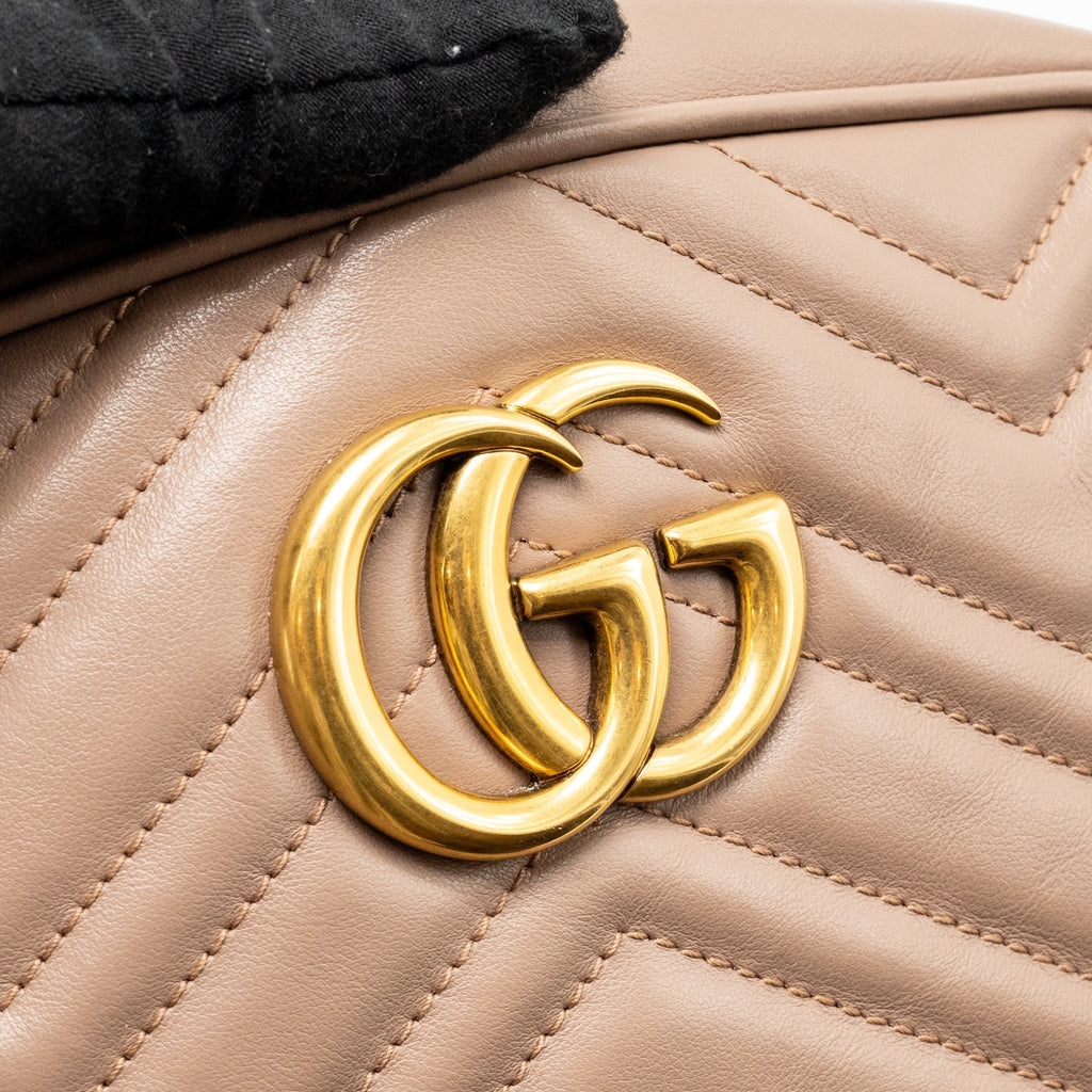 gucci-small-gg-marmont-camera-bag-matelasse-chevron-leather-pink-ghw