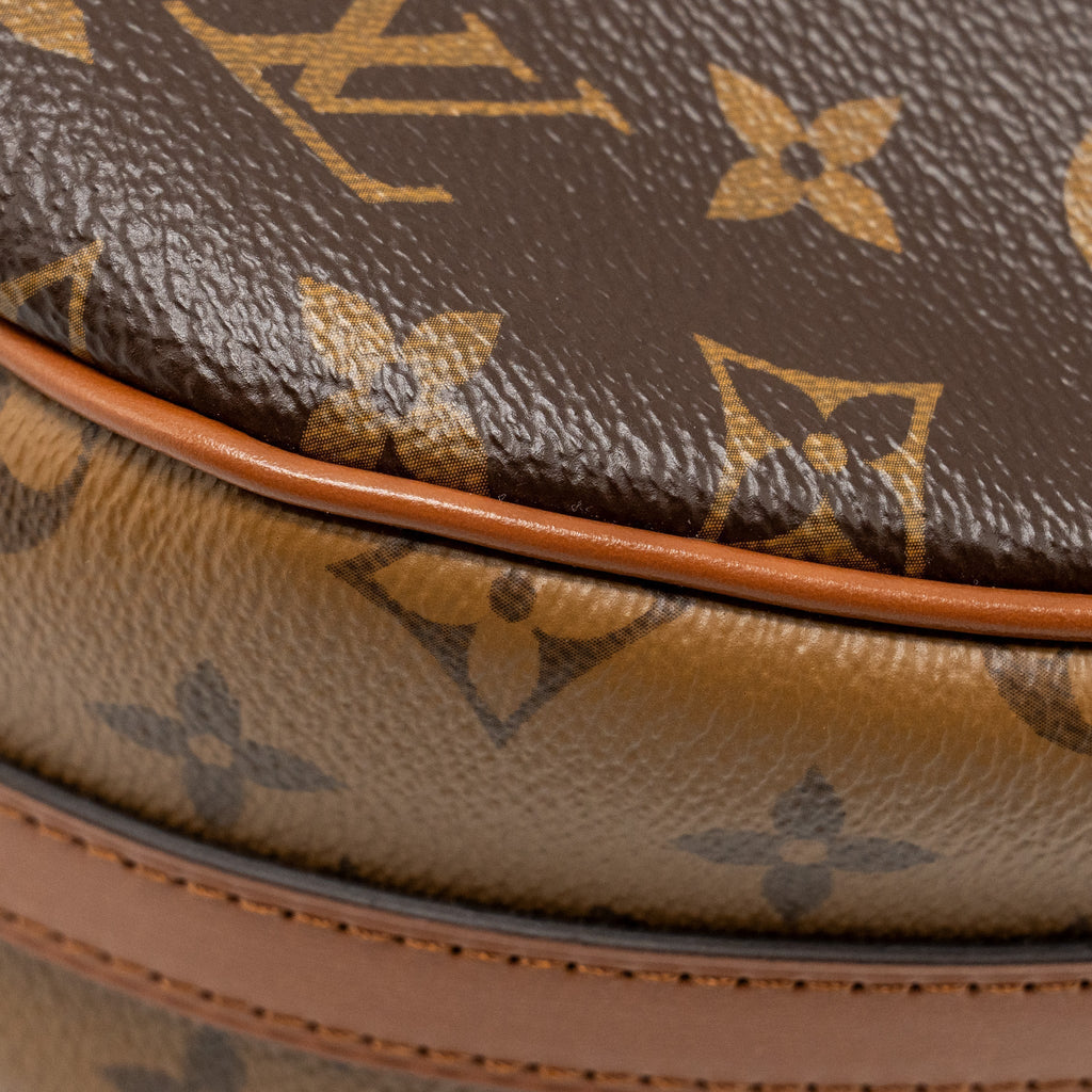 louis-vuitton-loop-hobo-monogram-canvas-calfskin-ghw