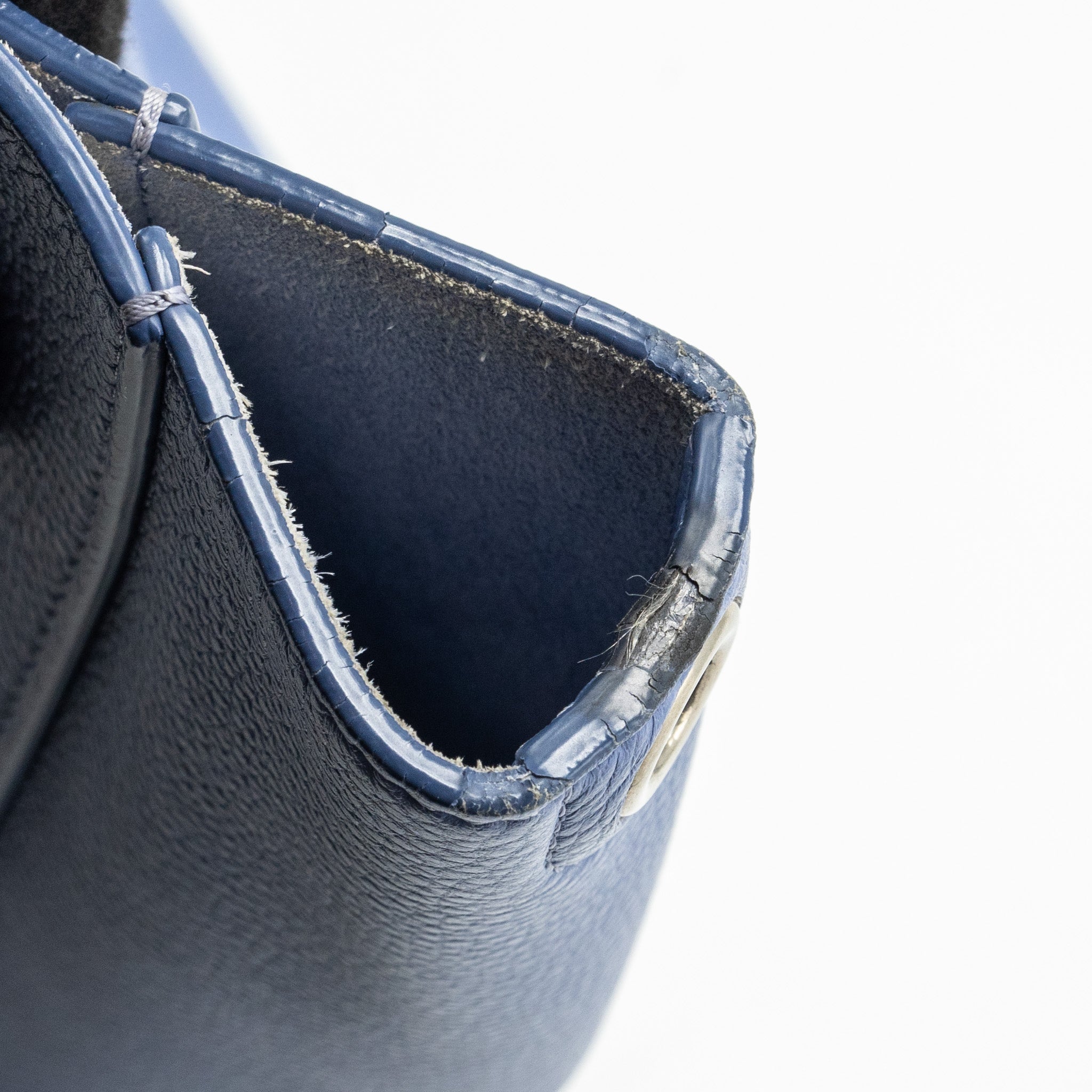 celine-sangle-bucket-bag-calfskin-light-shw
