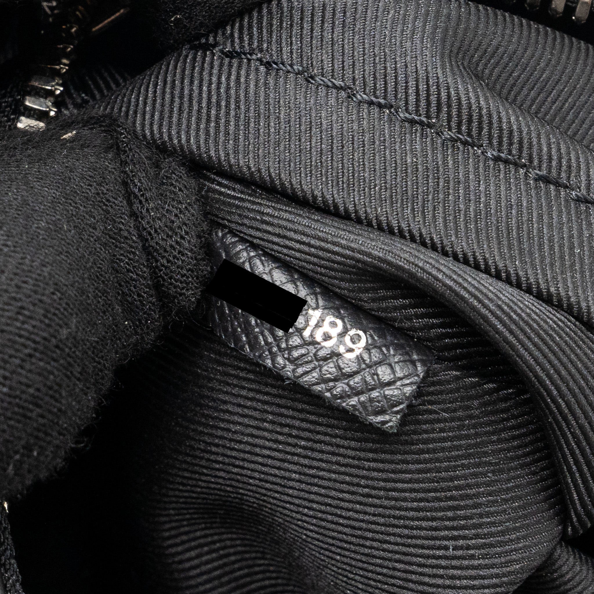 louis-vuitton-messenger-bag-monogram-eclipse-shw