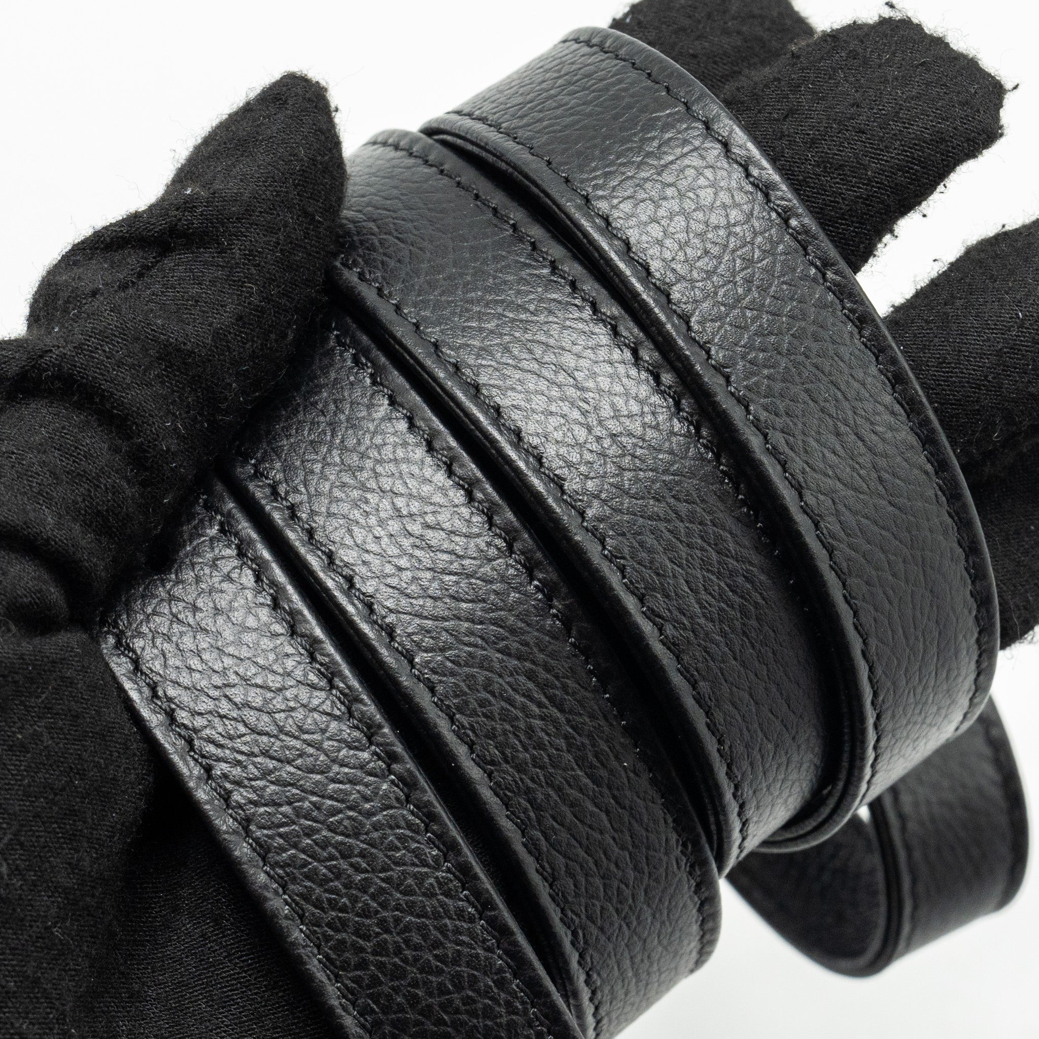chanel-2-55-reissue-belt-bag-grained-calfskin-black