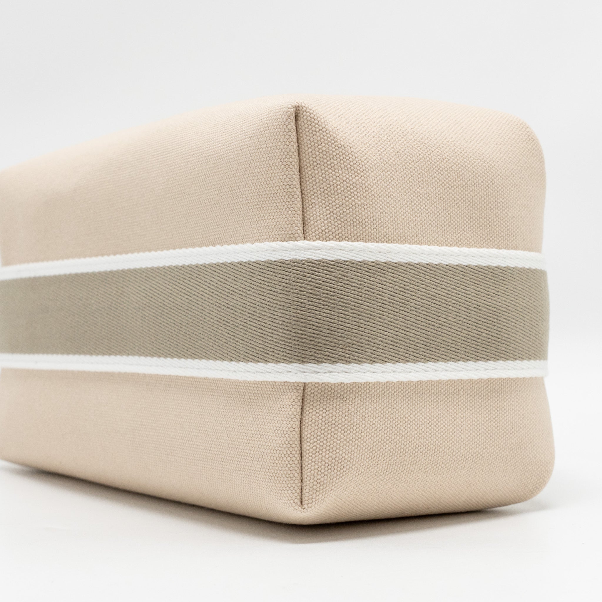 hermes-trousse-de-toilette-bride-a-brac-pm-natural-shw