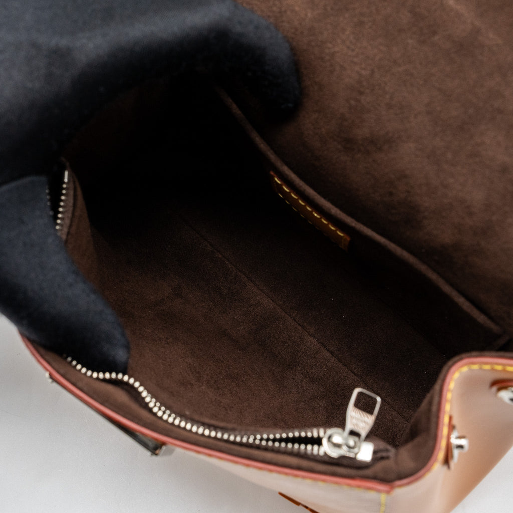 louis-vuitton-cluny-mini-epi-gold-miel-shw