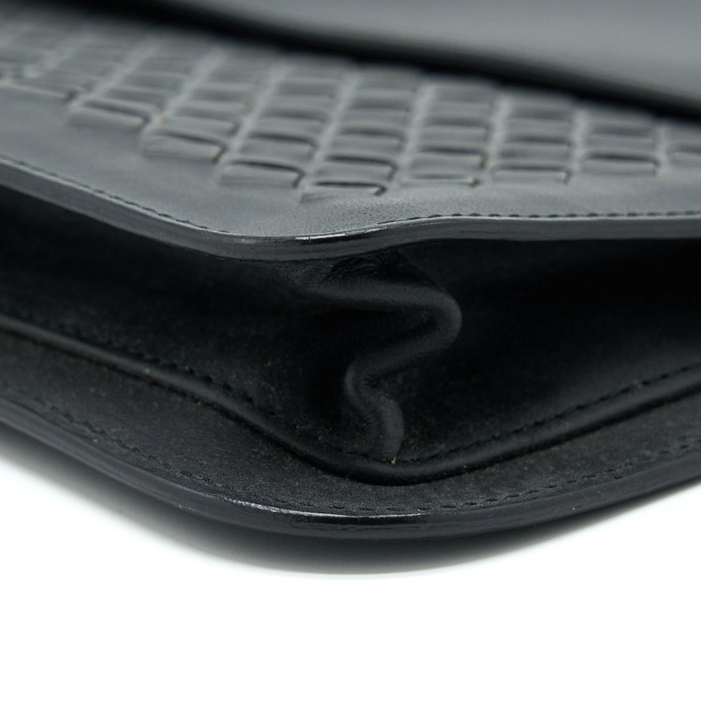 bottega-veneta-men-s-pouch-intrecciate-black-with-black-hardware