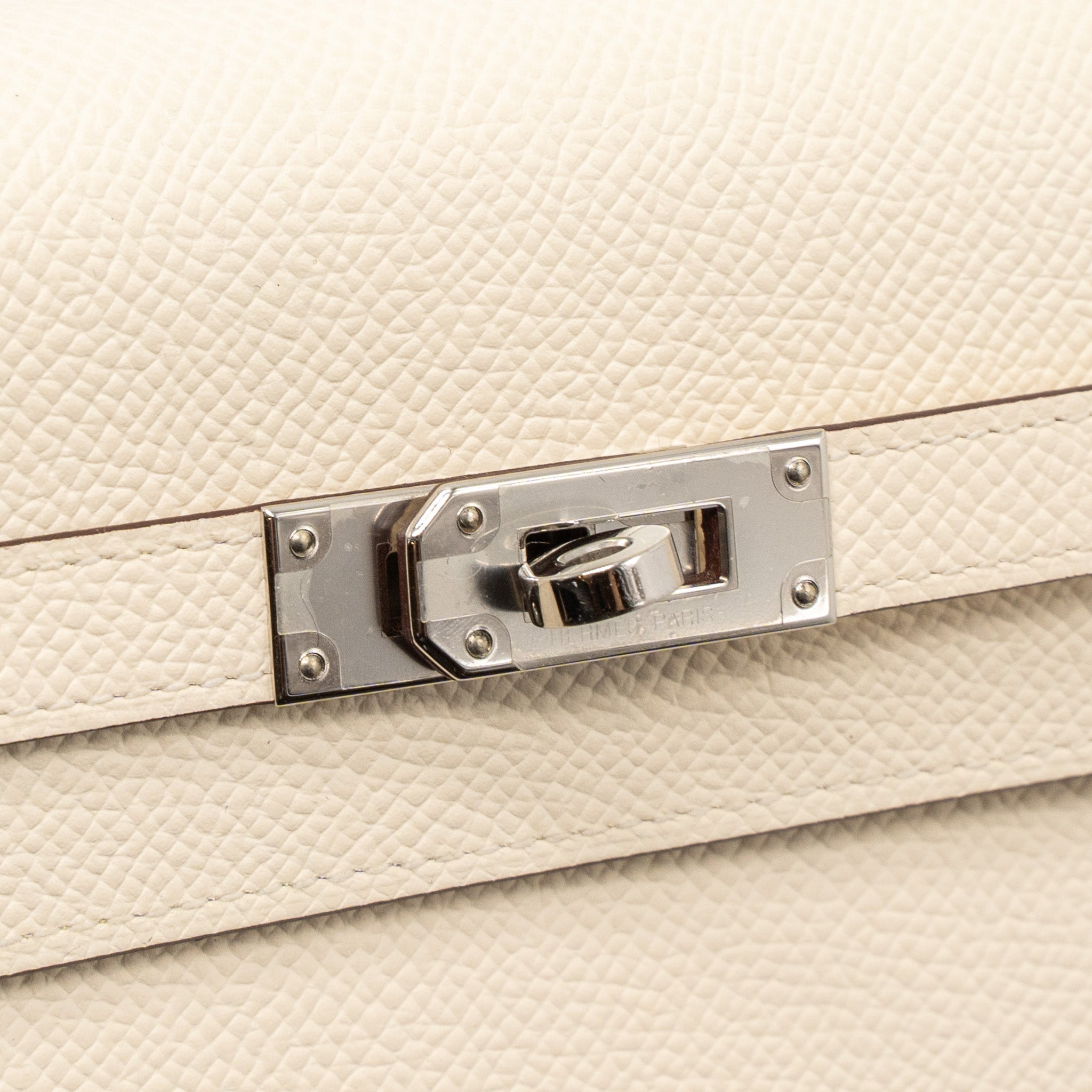 hermes-classic-kelly-to-go-epsom-nata-jaune-poussin-shw-stamp-u