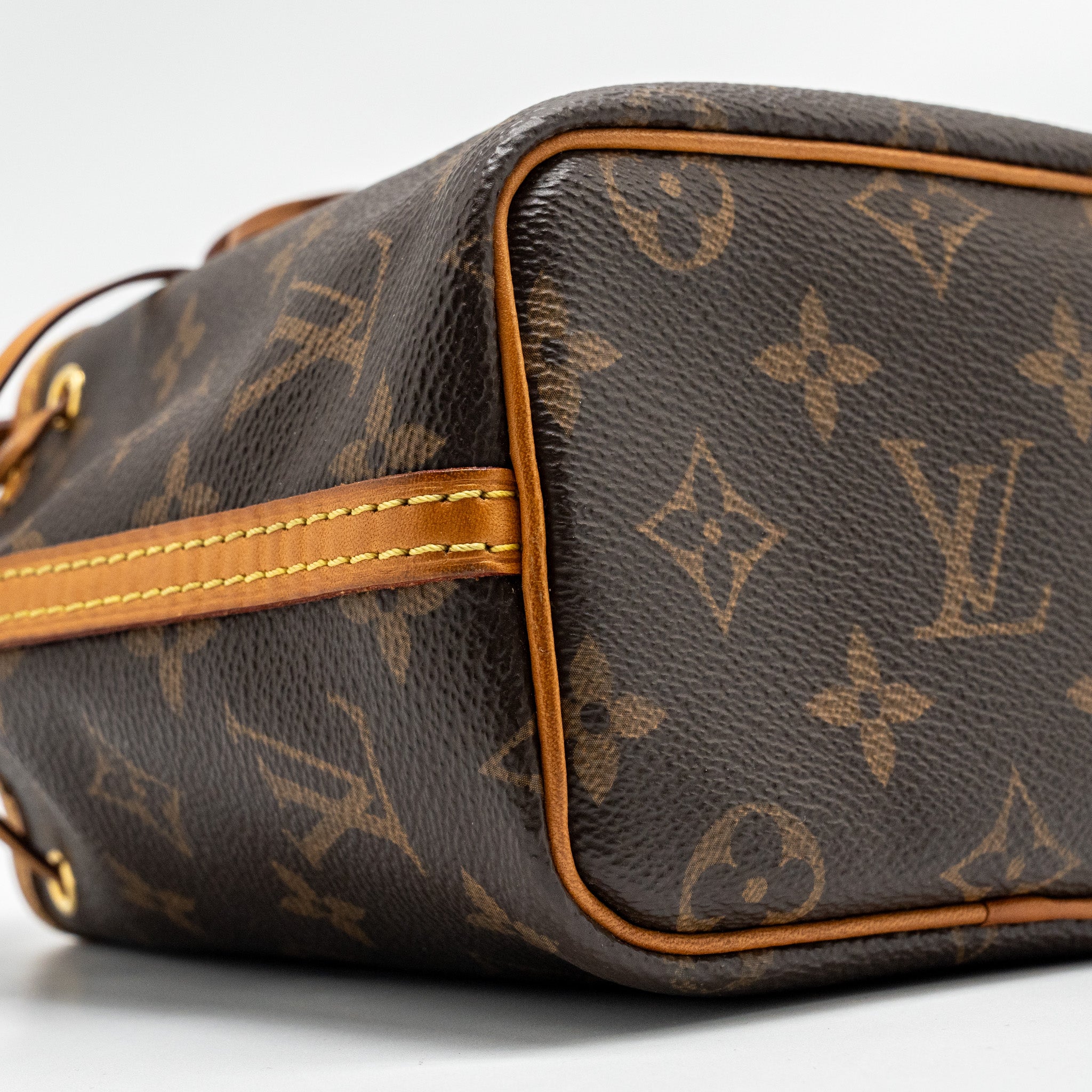 louis-vuitton-nano-noe-monogram-canvas-ghw-16