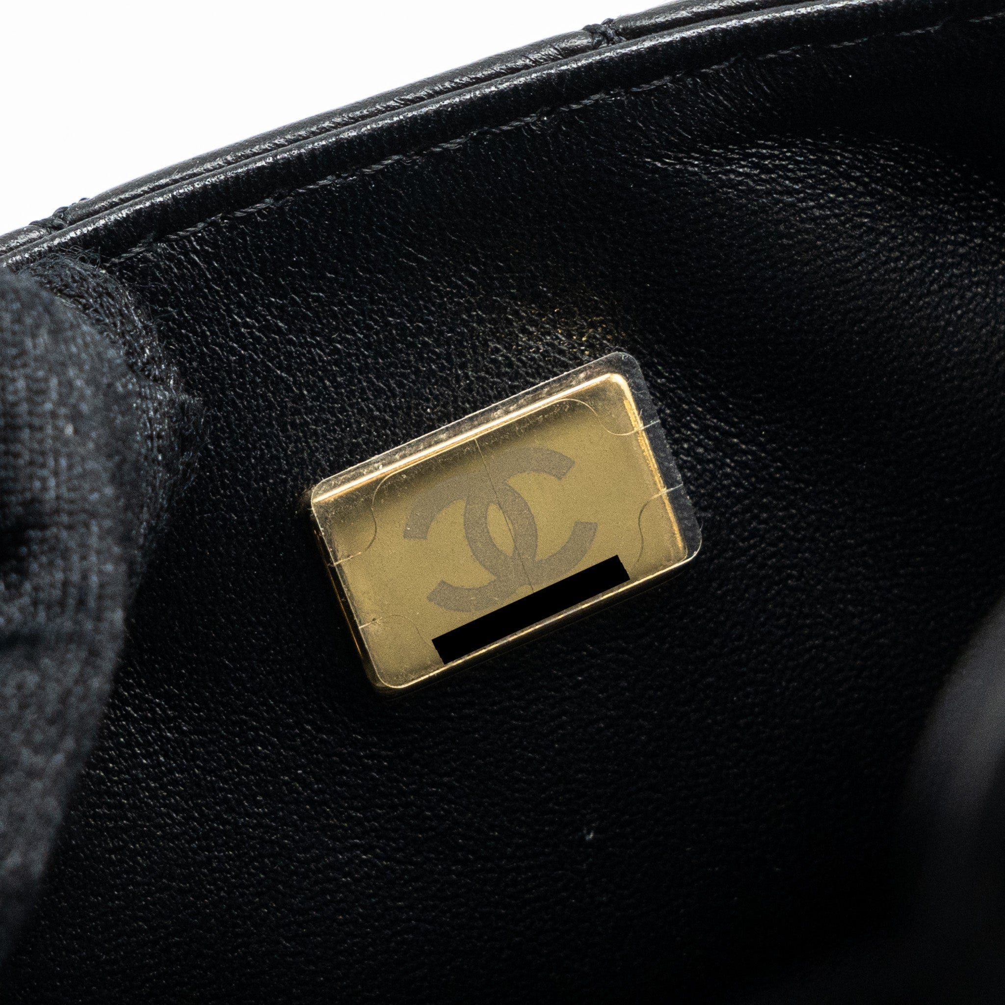 chanel-mini-2-55-reissue-aged-calfskin-black-brushed-ghwmicrochip