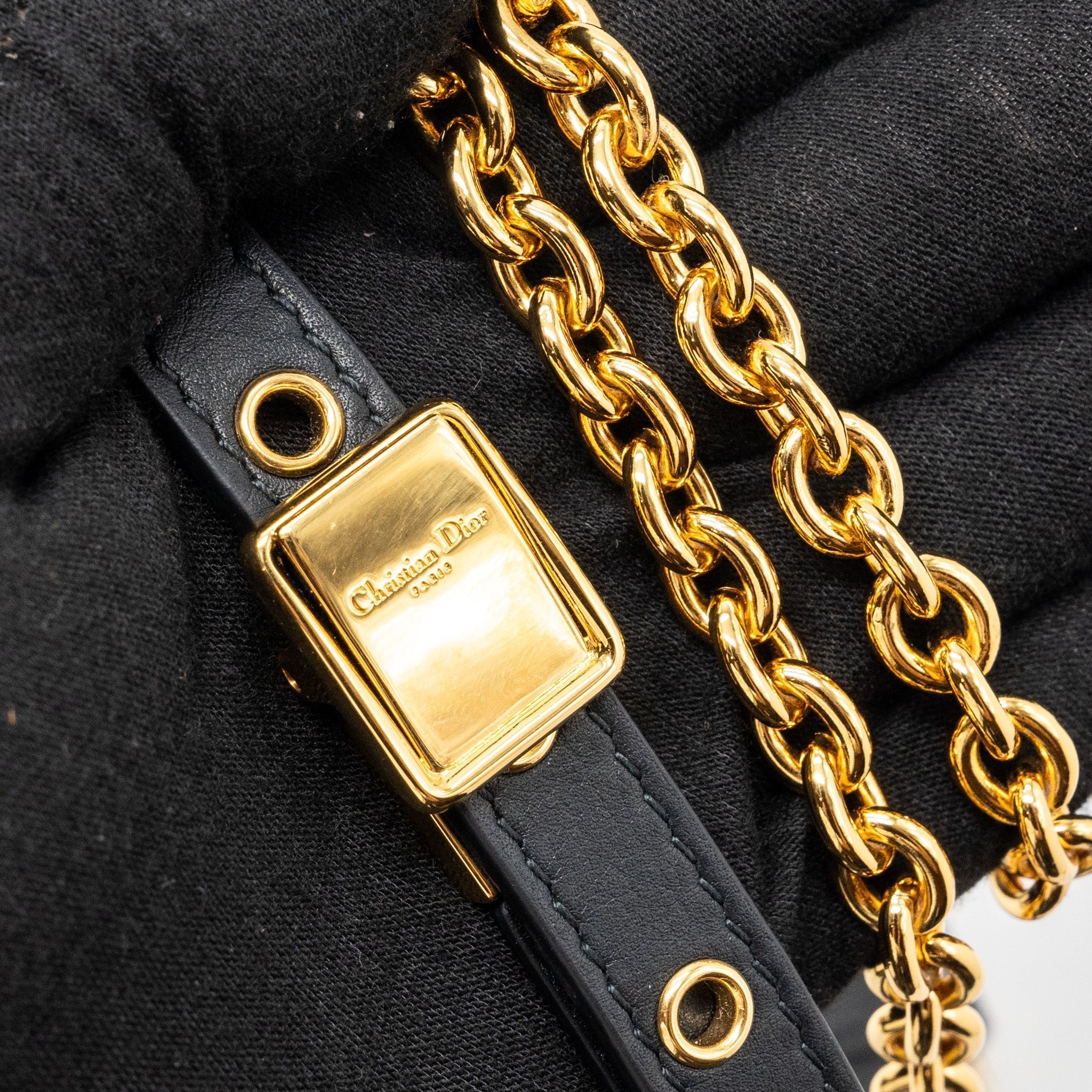 dior-30-montaigne-east-west-bag-with-chain-calfskin-black-ghw