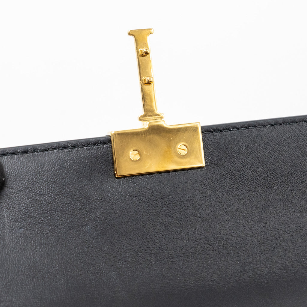 dior-30-montaigne-east-west-bag-with-chain-calfskin-black-ghw