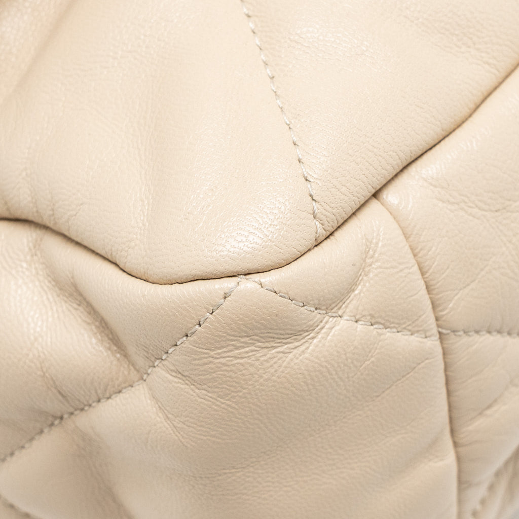 chanel-maxi-19-bag-goatskin-beige-multicolor-hardware
