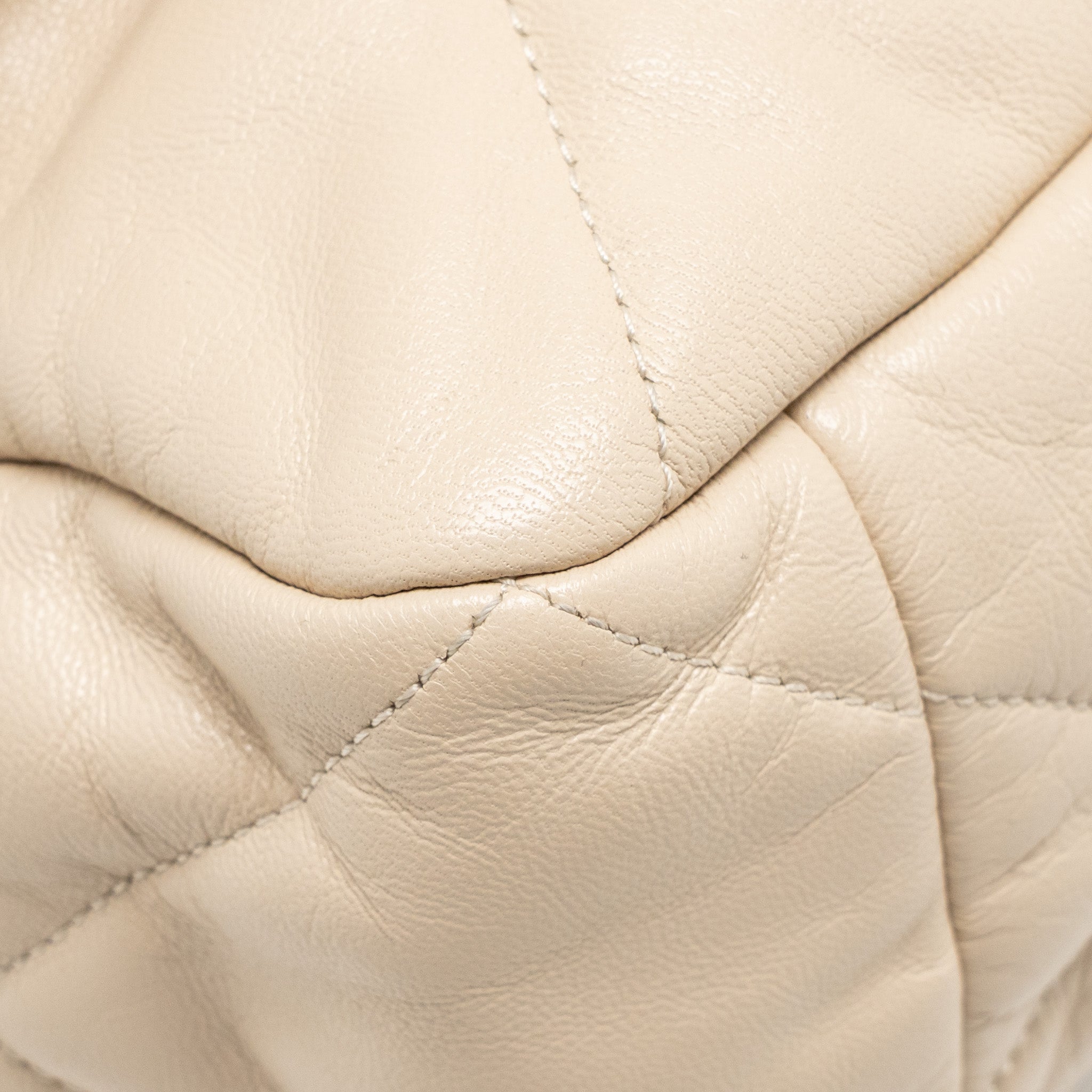 chanel-maxi-19-bag-goatskin-beige-multicolor-hardware