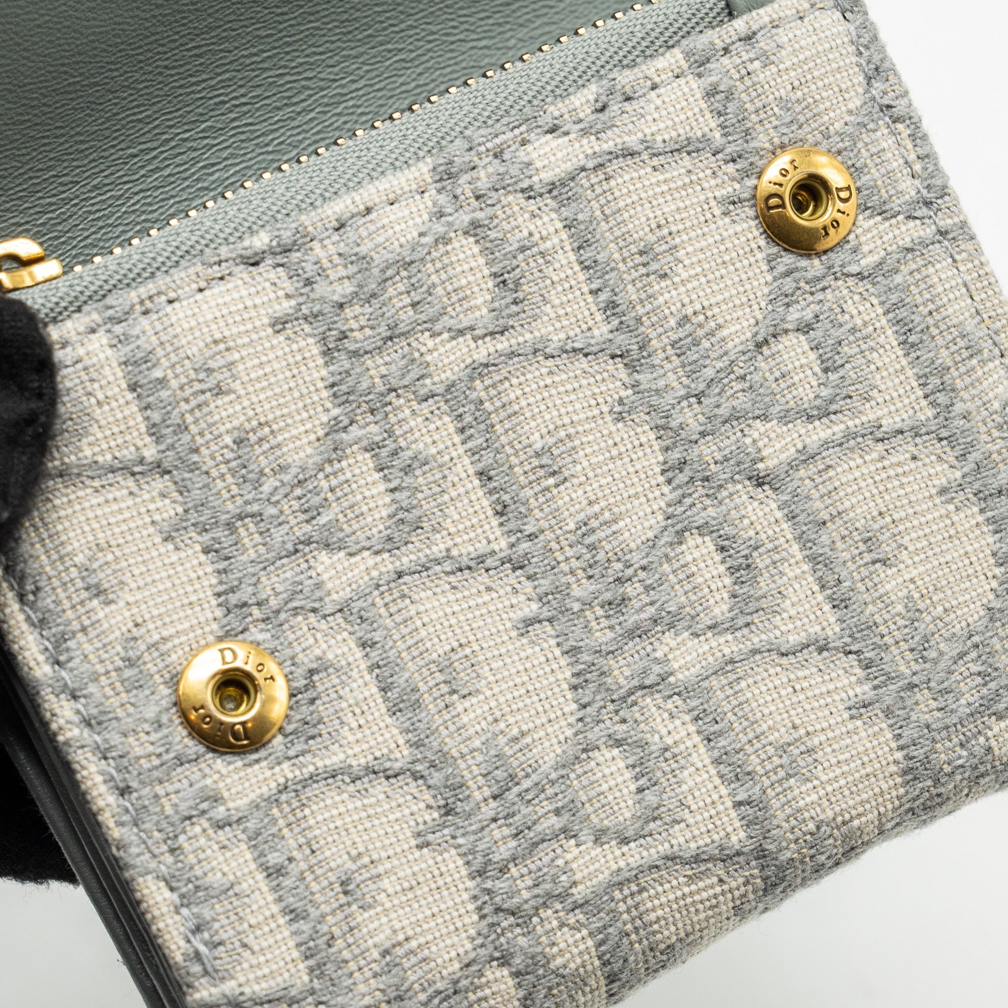 dior-saddle-lotus-wallet-grey-oblique-jacquard-ghw