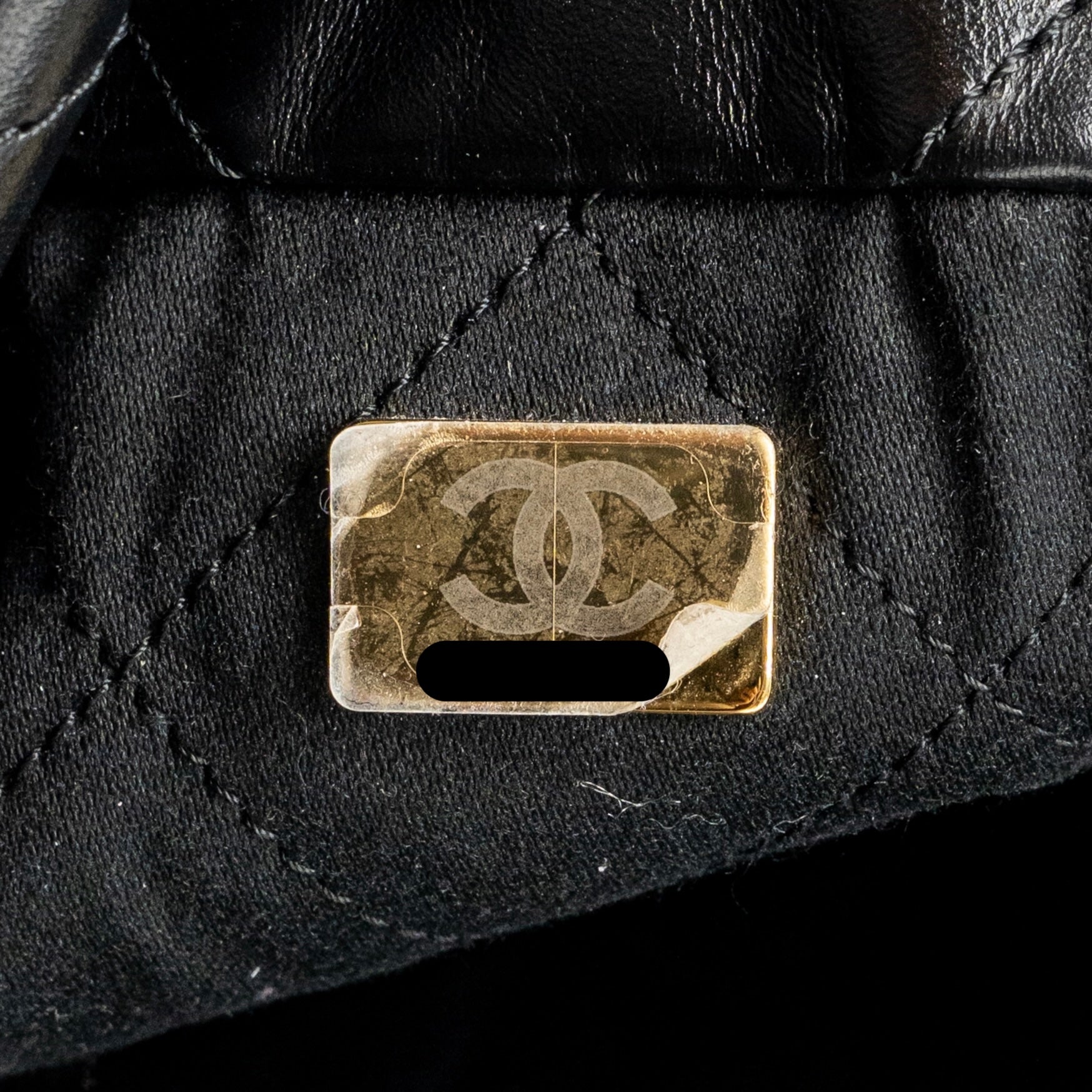 chanel-small-22-bag-shiny-calfskin-black-ghwmicrochip-1