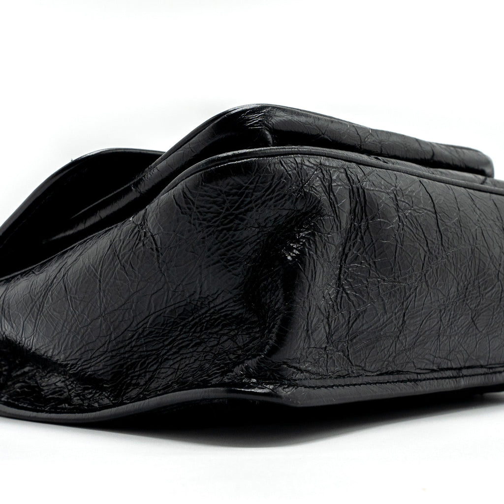 saint-laurent-medium-niki-calfskin-leather-black-shw