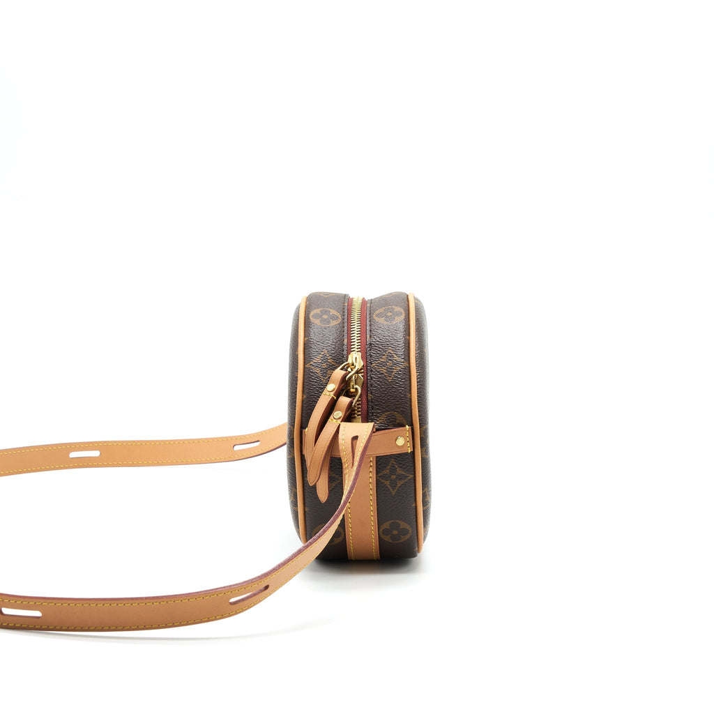 louis-vuitton-boite-chapeau-souple-pm-monogram-canvas
