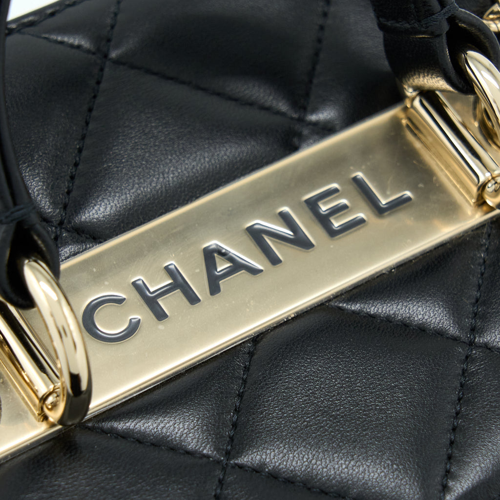 chanel-trendy-vanity-case-lambskin-black-lghw-microchip