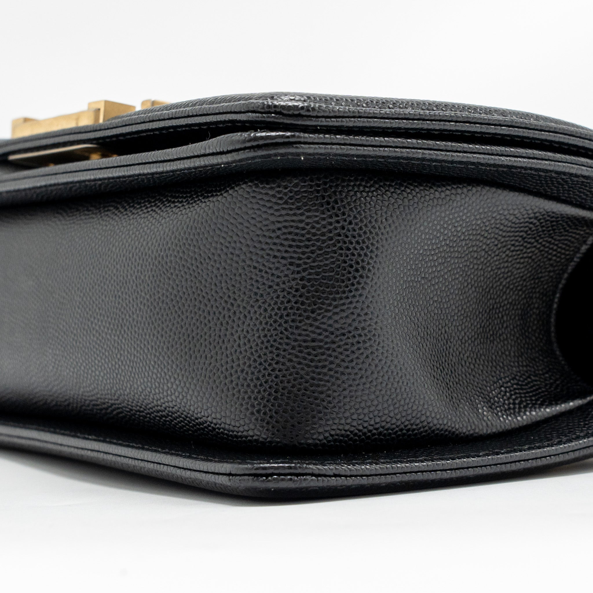 chanel-small-boy-bag-caviar-black-ghw-5