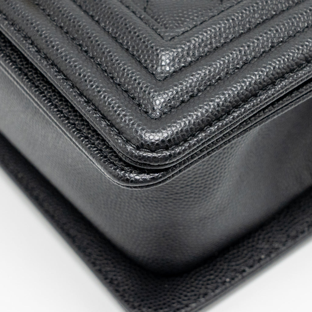 chanel-small-boy-bag-caviar-black-ghw-5
