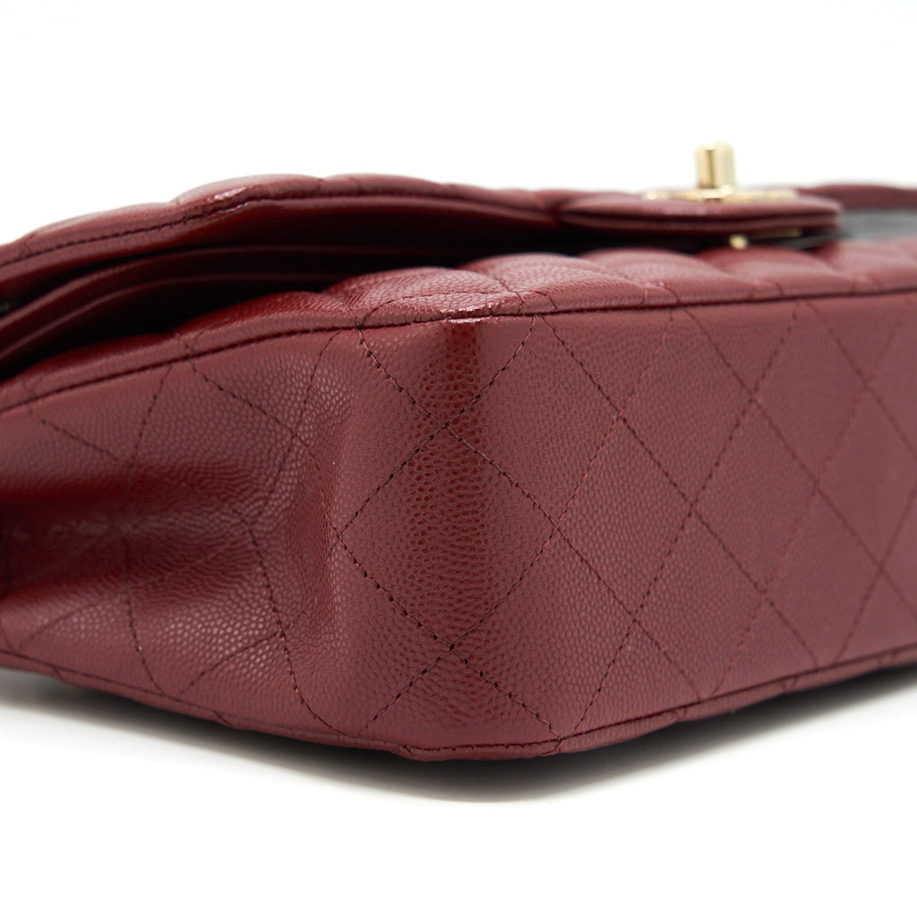 chanel-medium-classic-double-flap-bag-caviar-dark-red-lghw