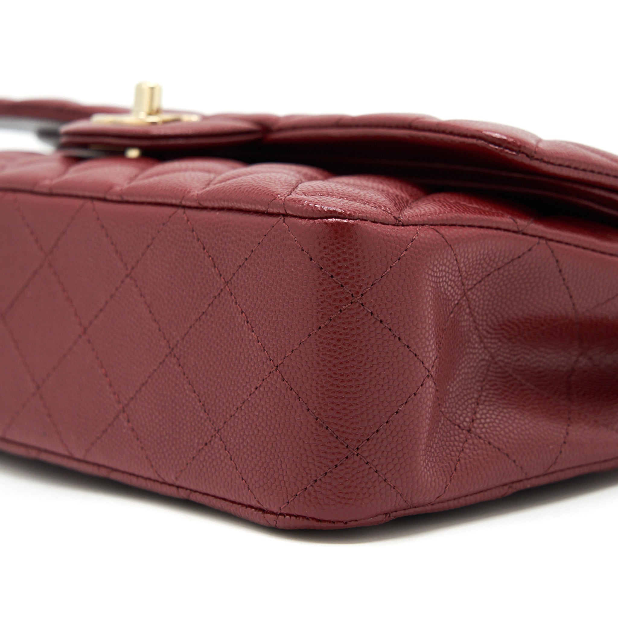 chanel-medium-classic-double-flap-bag-caviar-dark-red-lghw