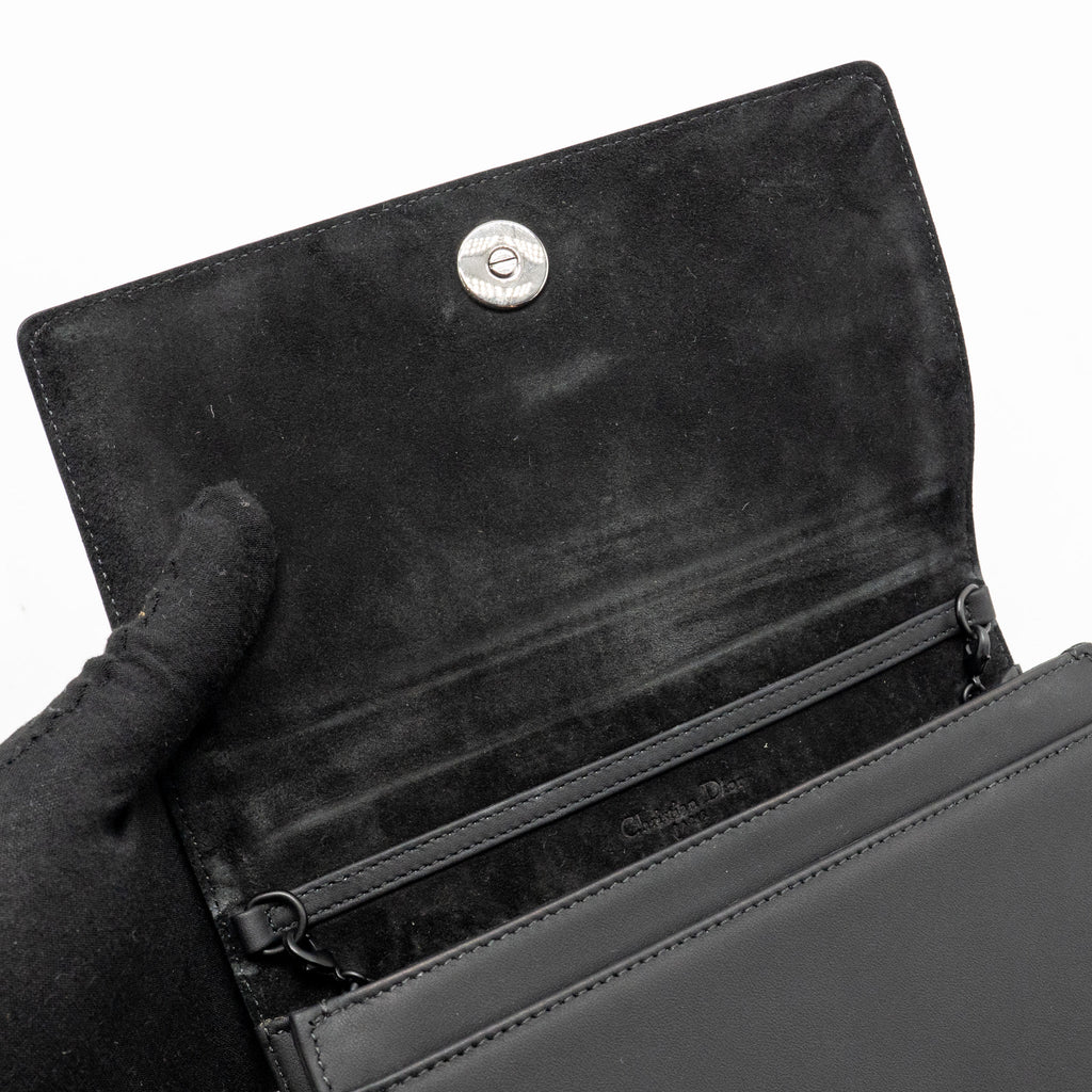 dior-studded-diorama-wallet-on-chain-leather-so-black-copy