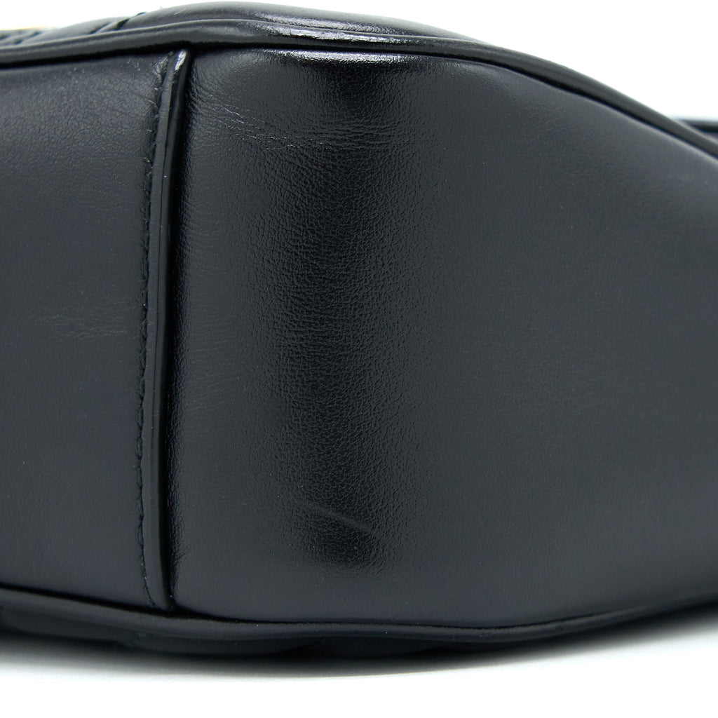 gucci-small-marmont-calfskin-black-ghw