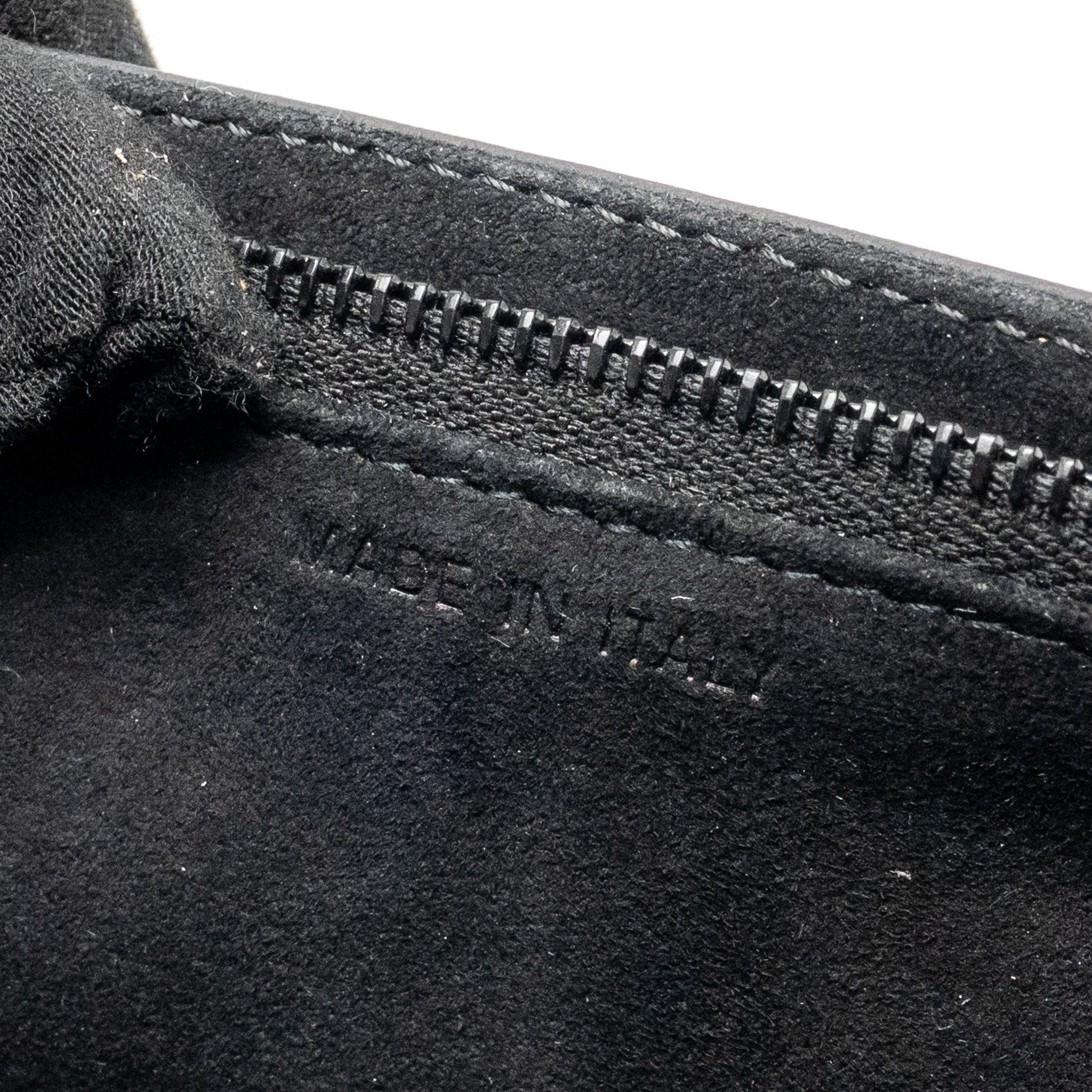 dior-studded-diorama-wallet-on-chain-leather-so-black-copy