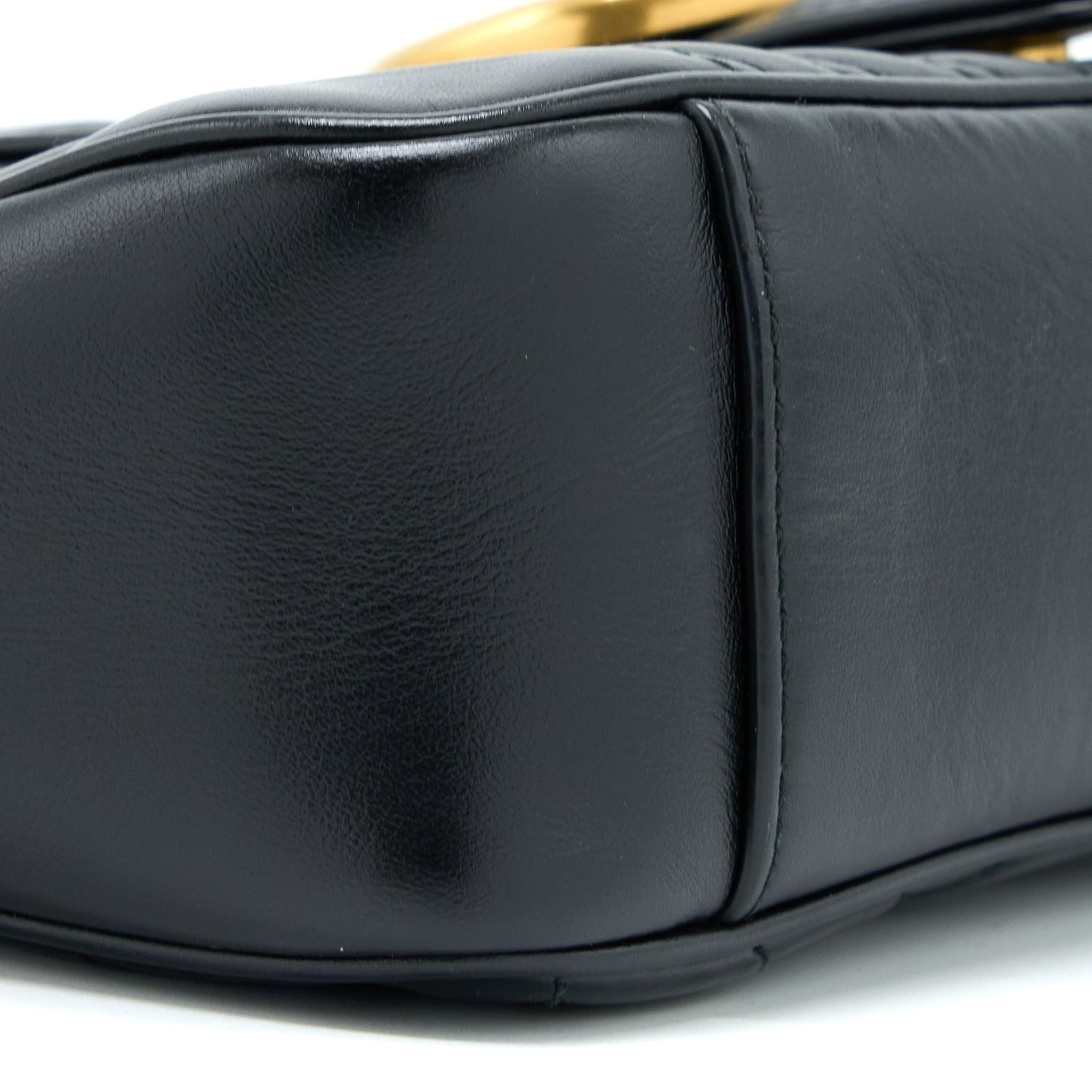 gucci-small-marmont-calfskin-black-ghw
