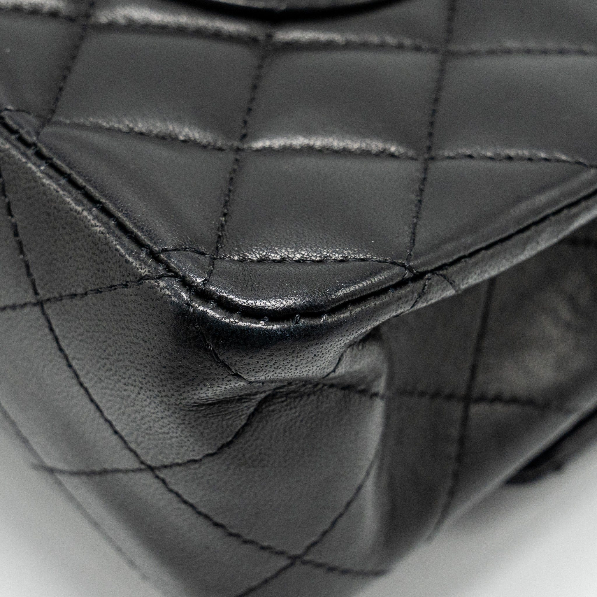 chanel-medium-classic-double-flap-bag-lambskin-black-ghw-6
