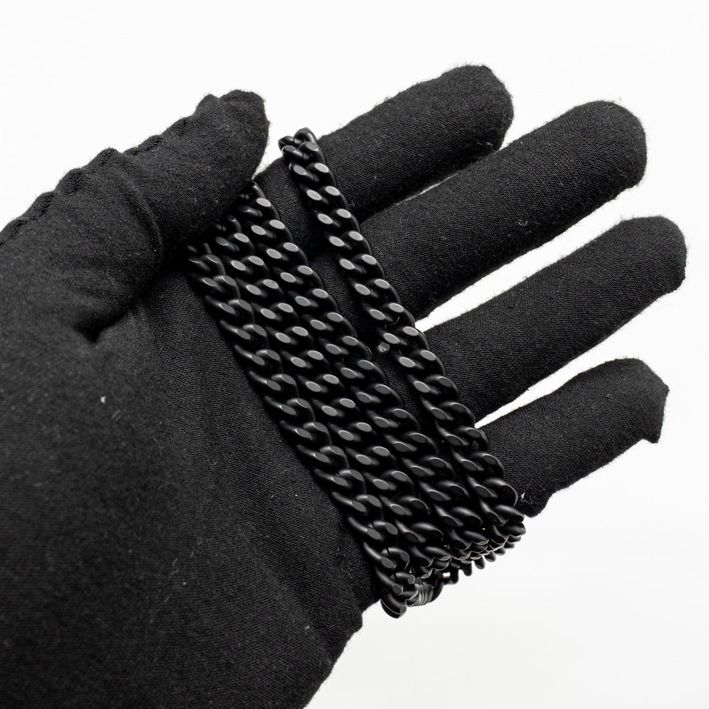 dior-studded-diorama-wallet-on-chain-leather-so-black-copy