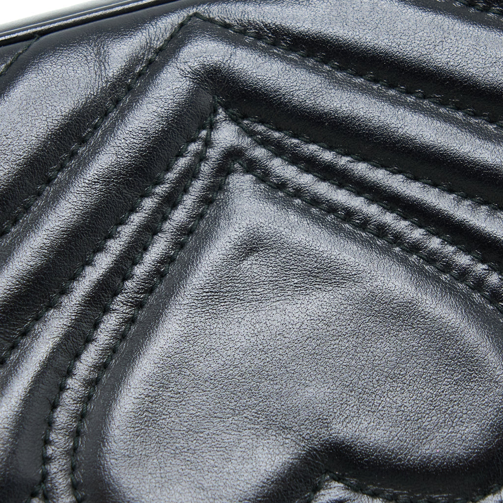 gucci-small-marmont-calfskin-black-ghw