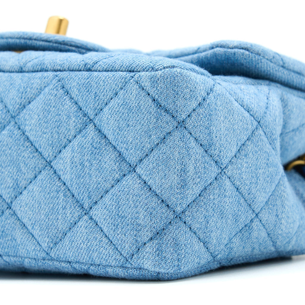 chanel-22c-denim-pearl-crush-mini-square-flap-bag-microchip-1