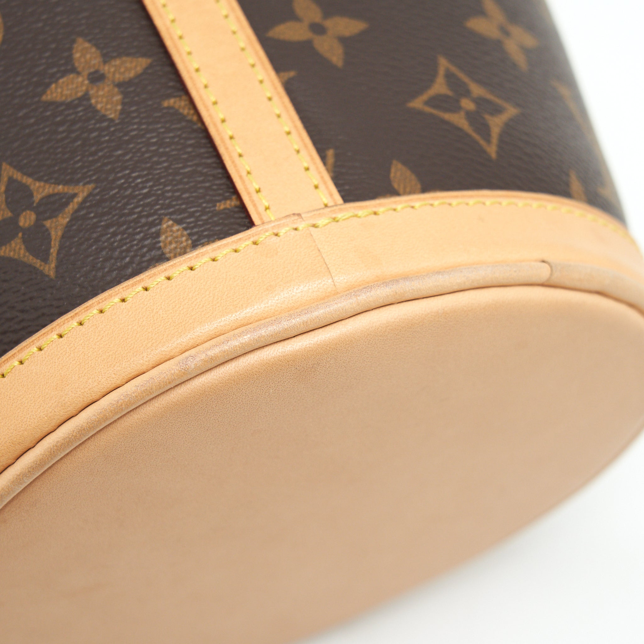louis-vuitton-bento-box-bag