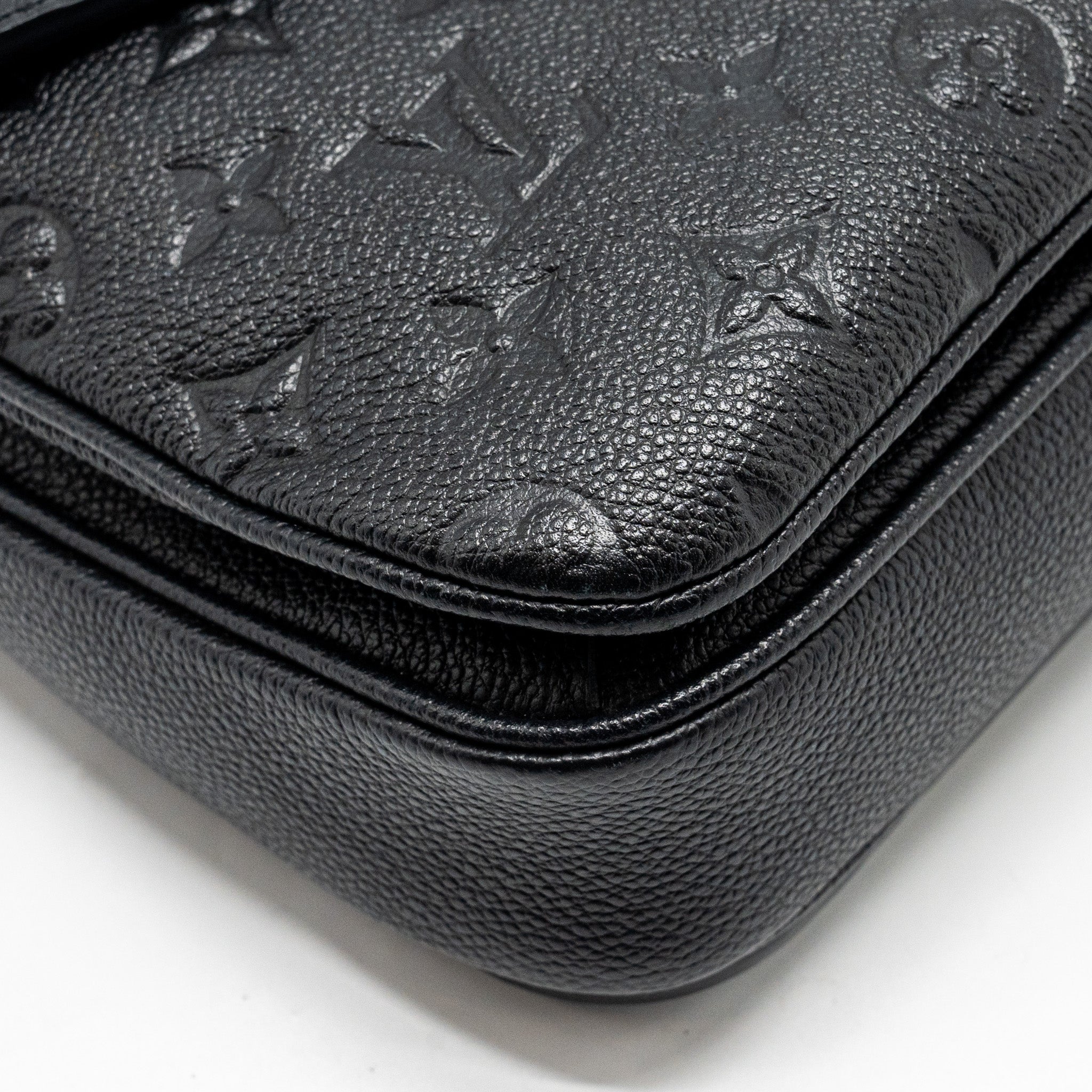 louis-vuitton-pochette-metis-monogram-empreinte-black-ghw-5