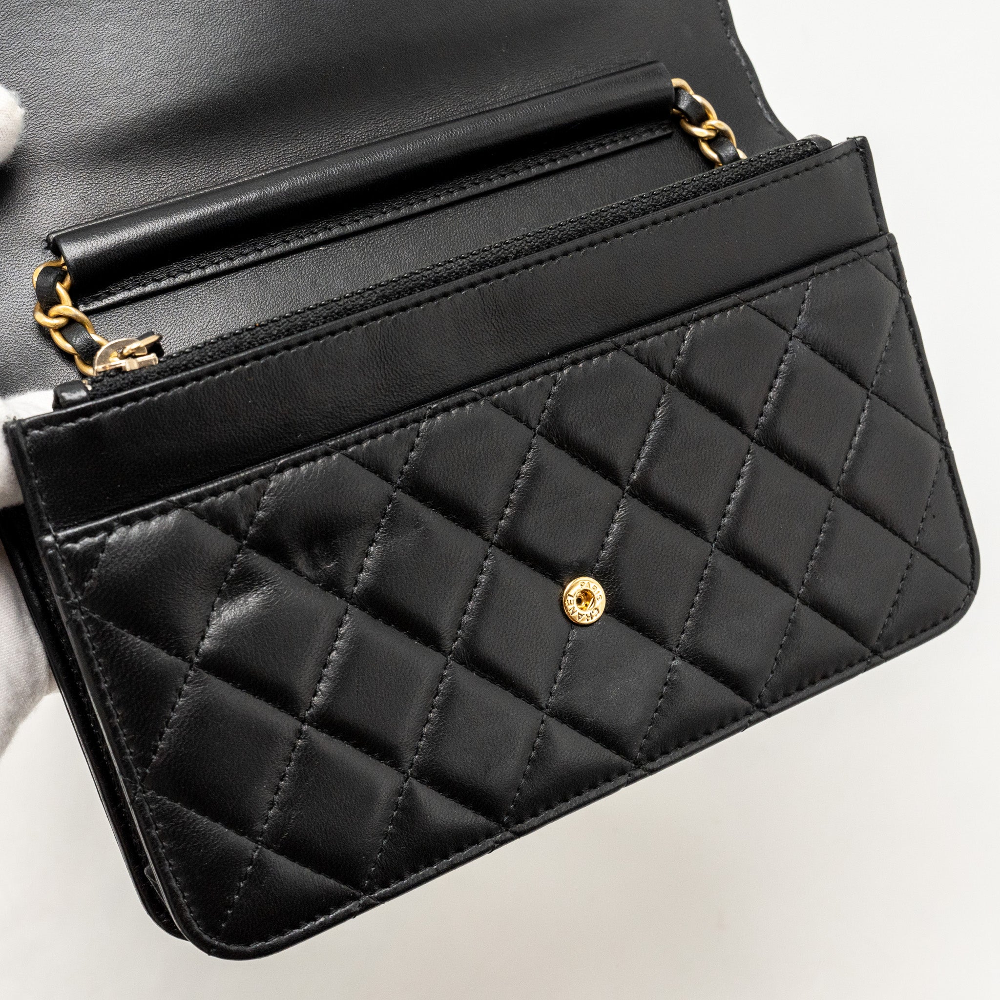 chanel-boy-wallet-on-chain-lambskin-black-ghw-1