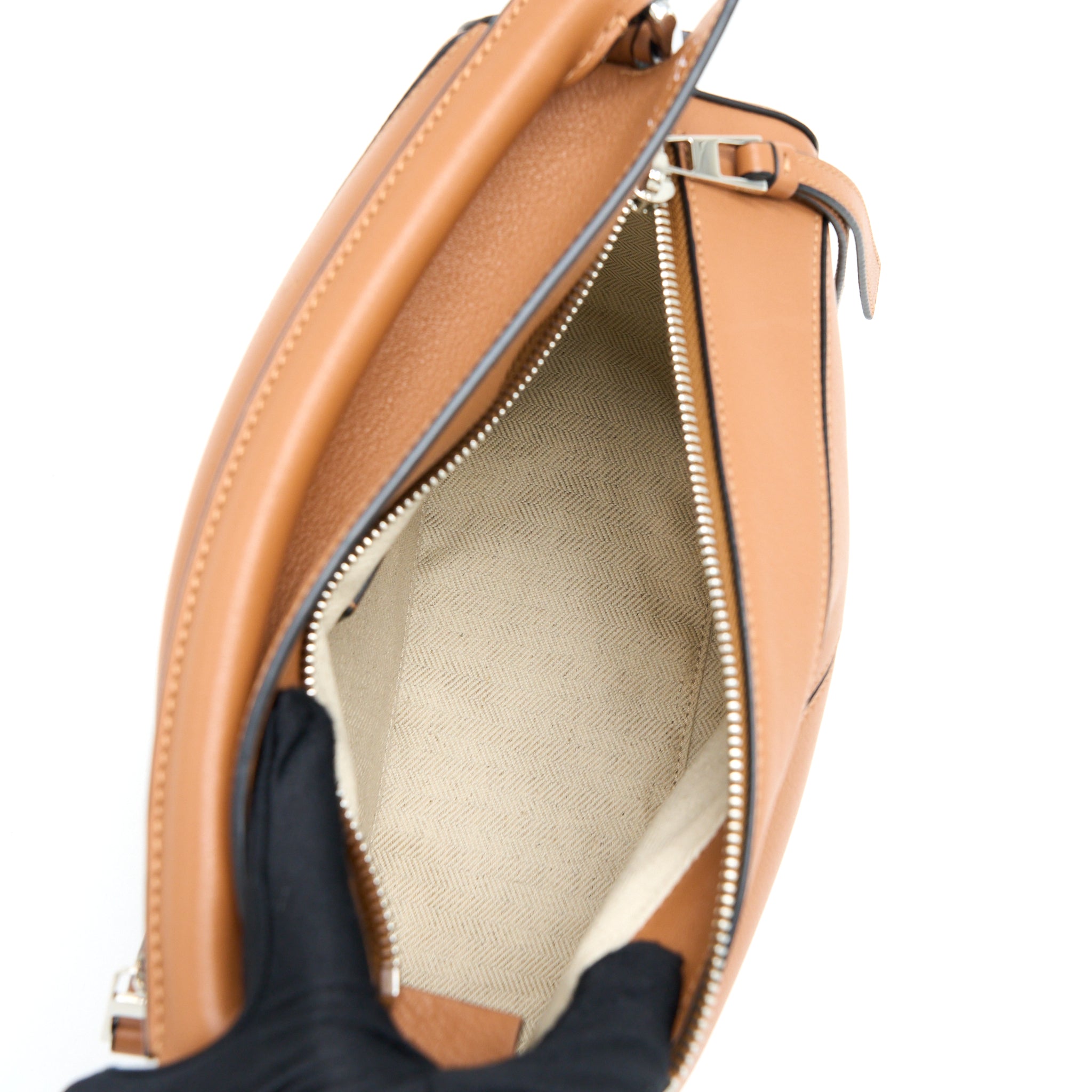 loewe-small-puzzle-bag-classic-calfskin-tan-shw