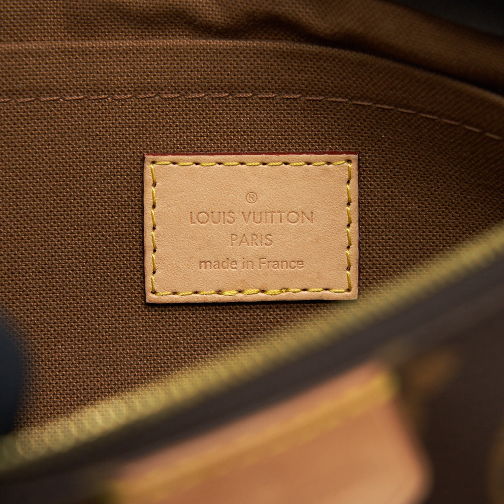 louis-vuitton-multi-pochette-accessories-khaki-strap