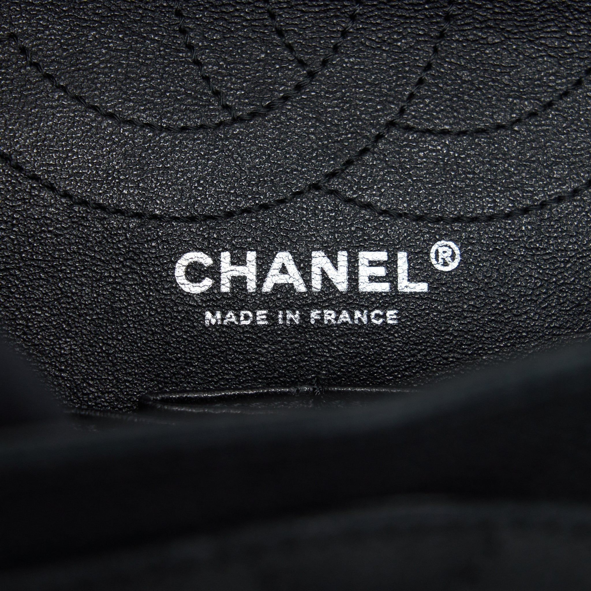 chanel-2-55-226-reissue-bag-in-carviar-black-shw