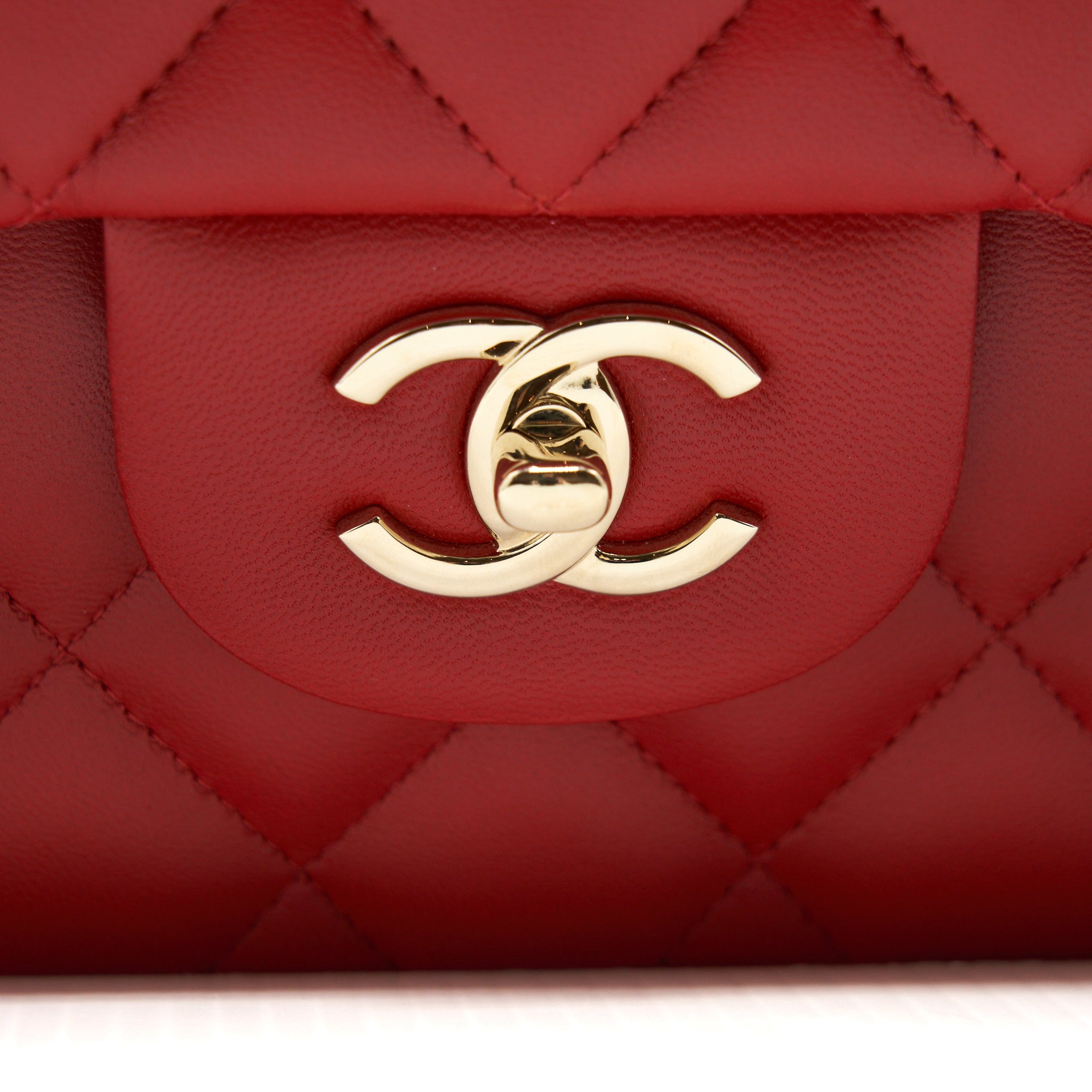 chanel-classic-jumbo-double-flap-bag-lambskin-red-lghw
