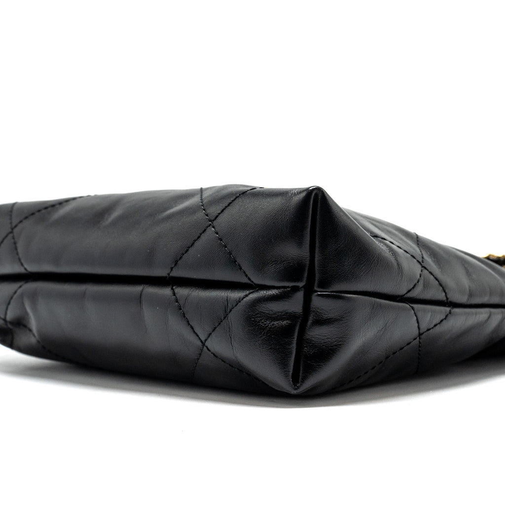 chanel-mini-22-bag-shiny-calfskin-black-ghw-microchip-5